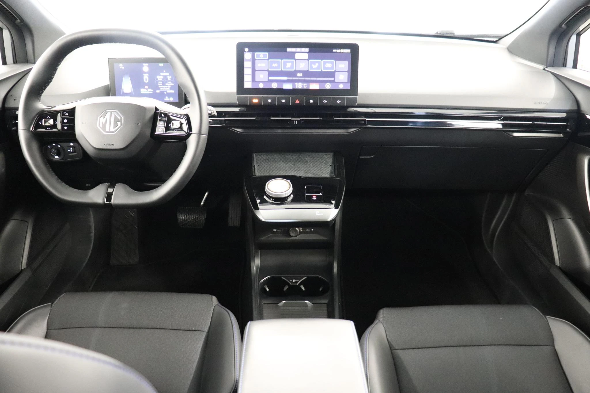 MG MG4 64 kWh Luxury