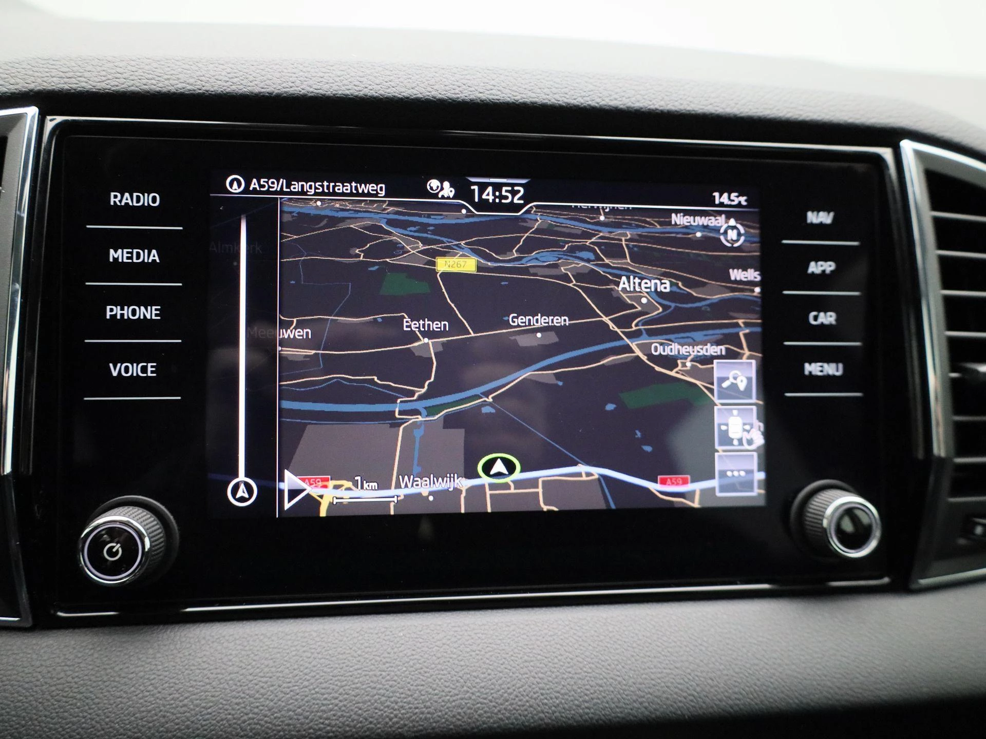 Škoda Karoq 1.0 TSI Business Edition