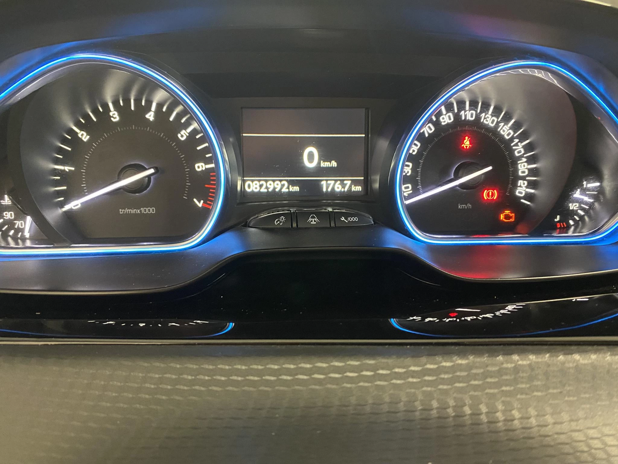 Peugeot-2008-image-7