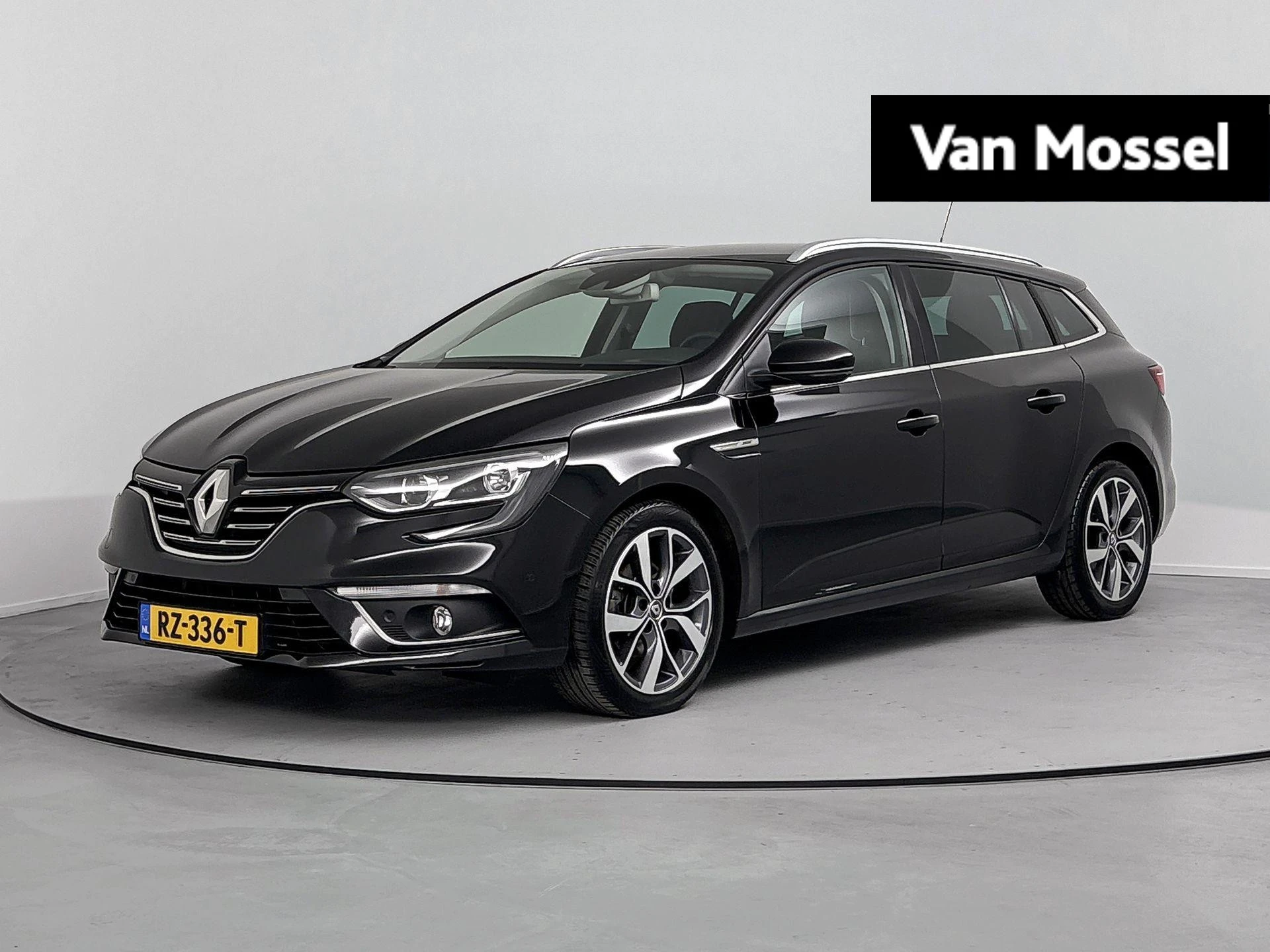 Renault-Mégane Estate-image-0