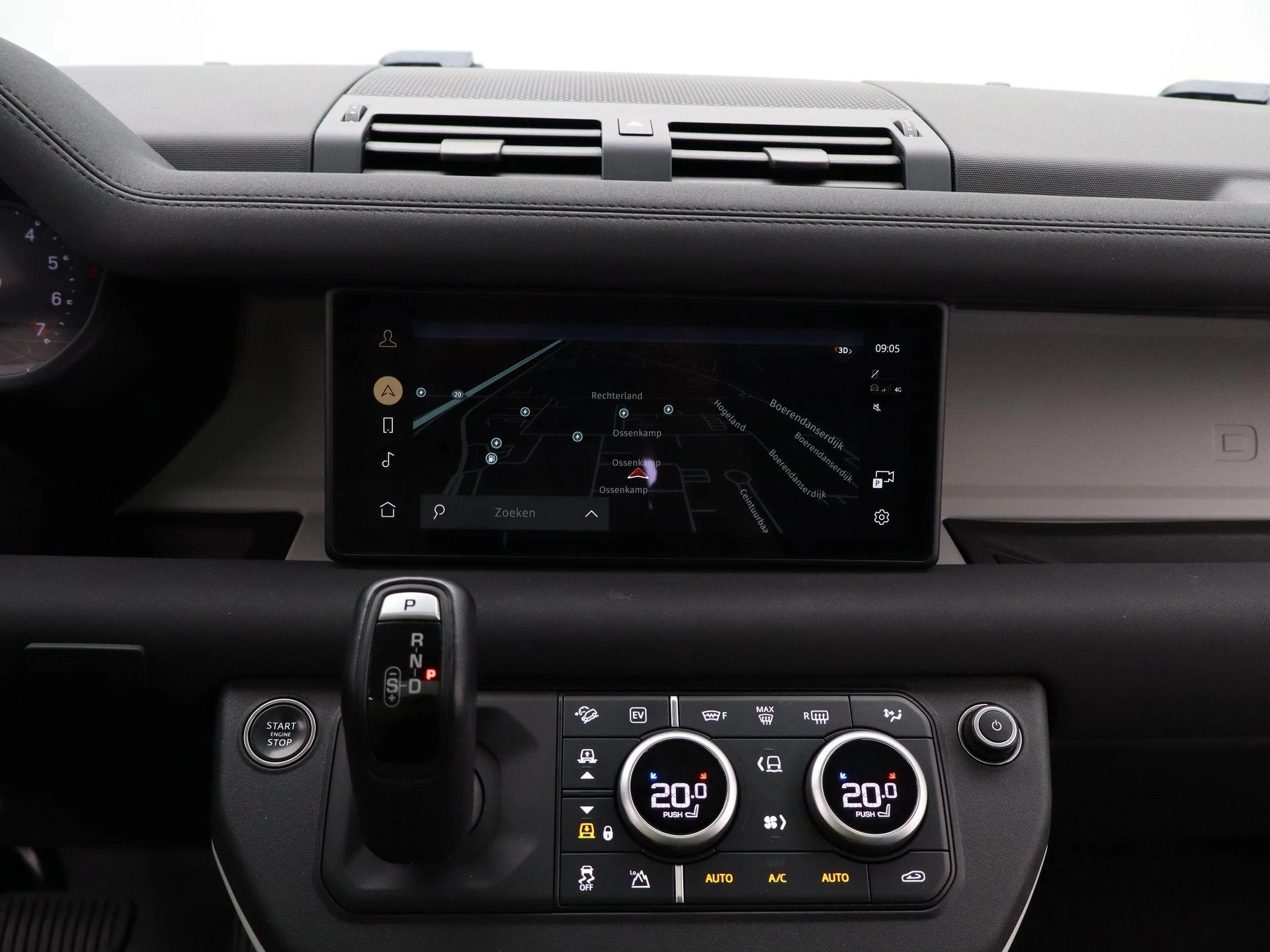 Land Rover-Defender-image-14