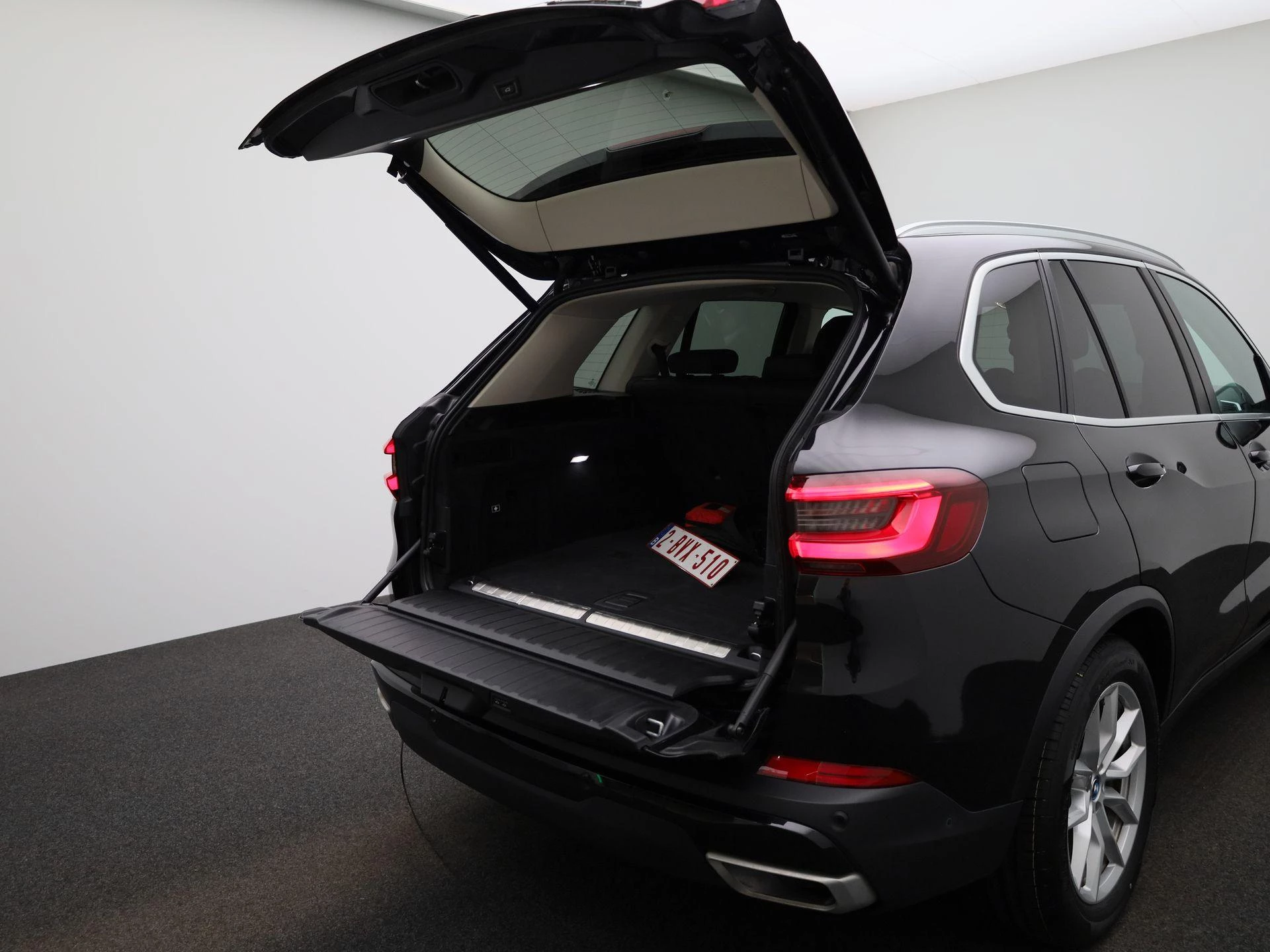 BMW-X5-image-14