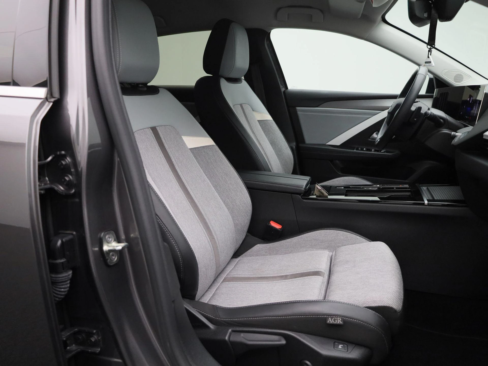 Opel-Astra-image-34