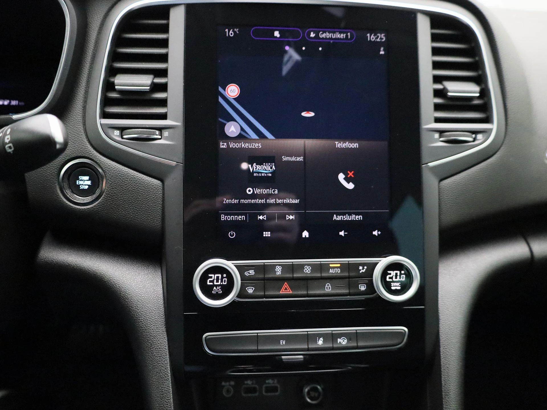 Renault-Megane E-Tech-image-15