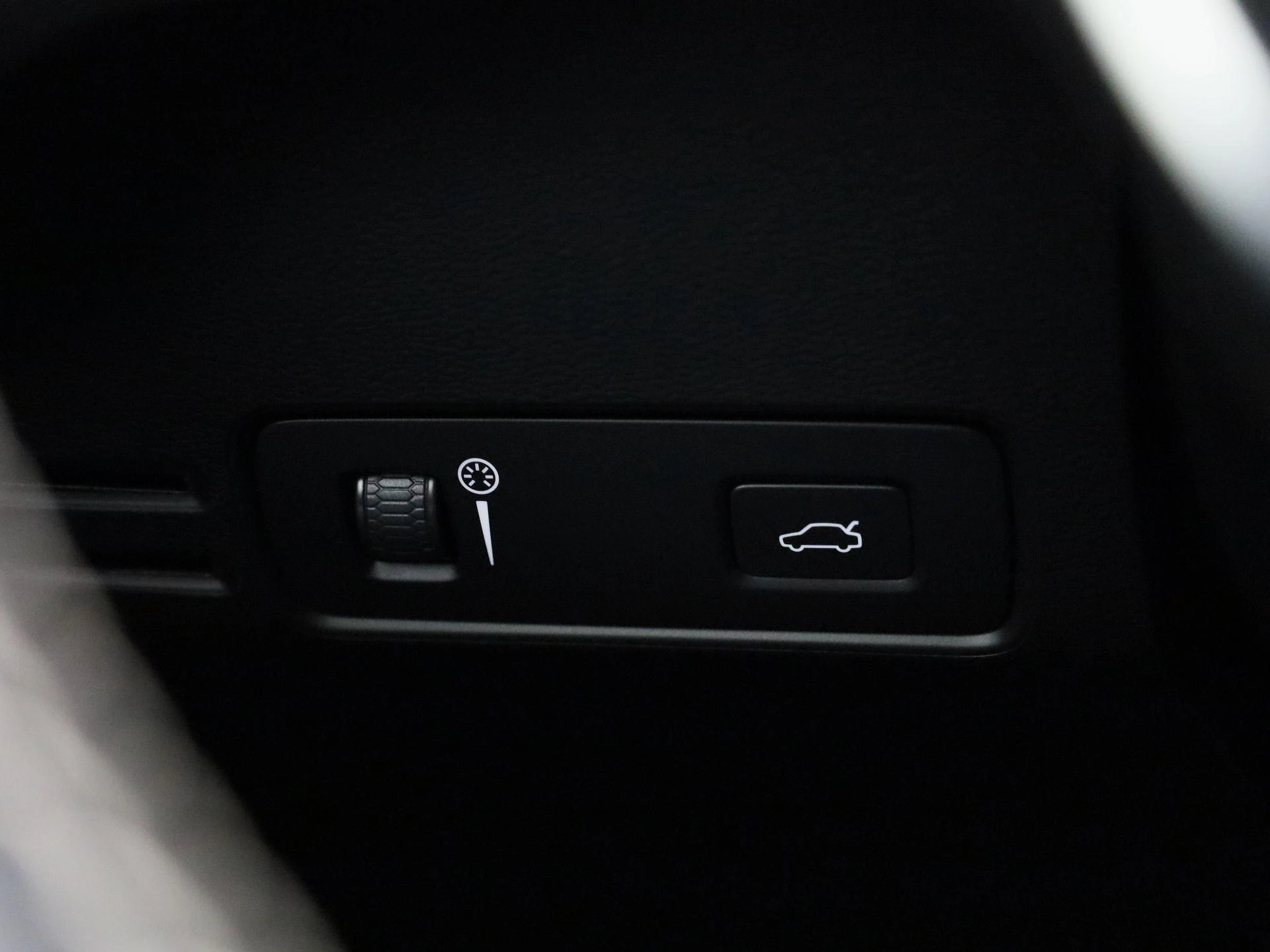 Volvo-XC40-image-23