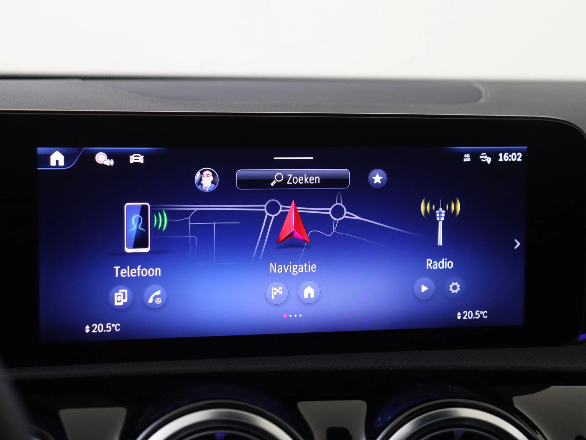 Mercedes-Benz-A-Klasse-image-15