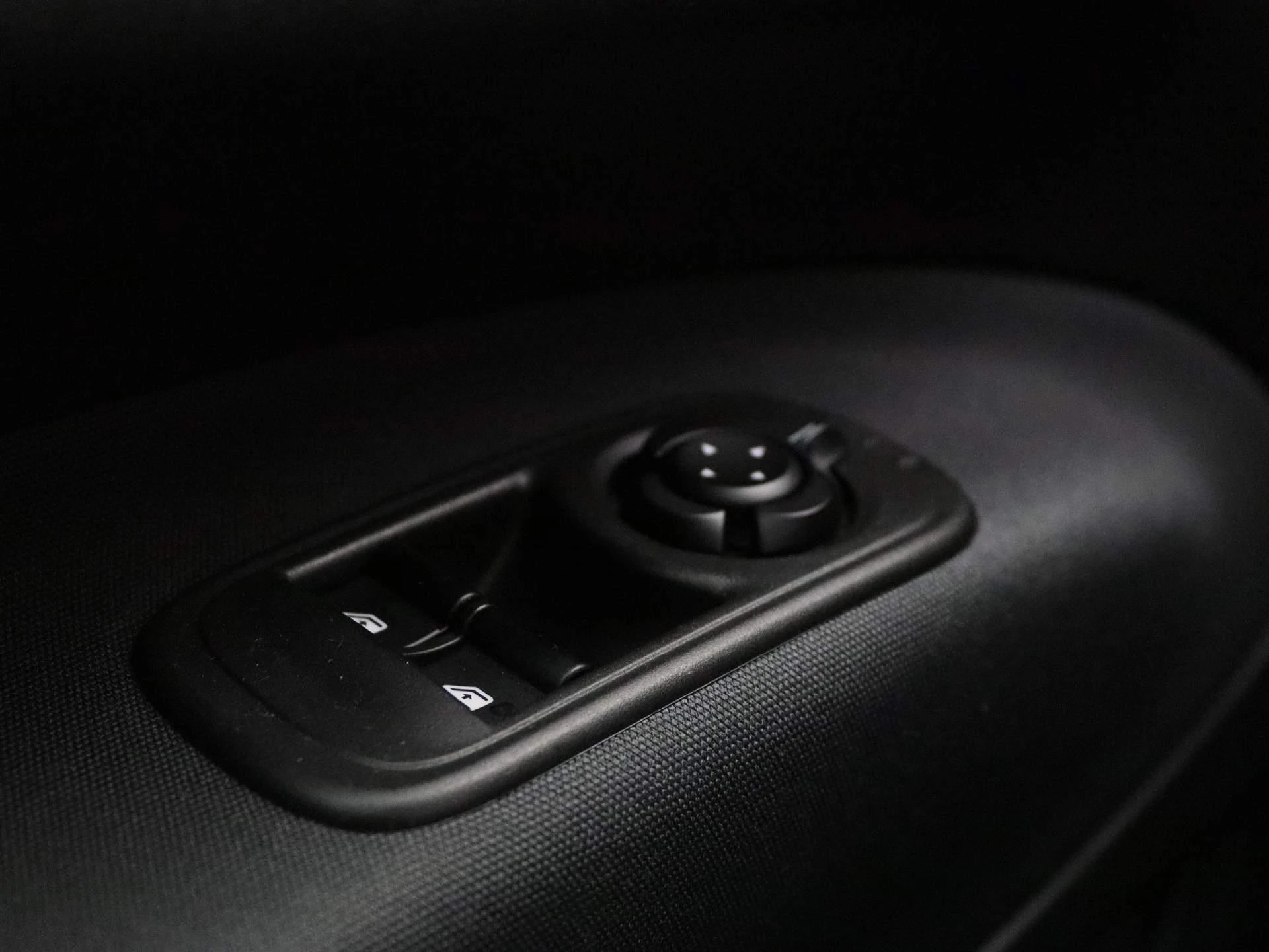 Fiat-500e-image-18