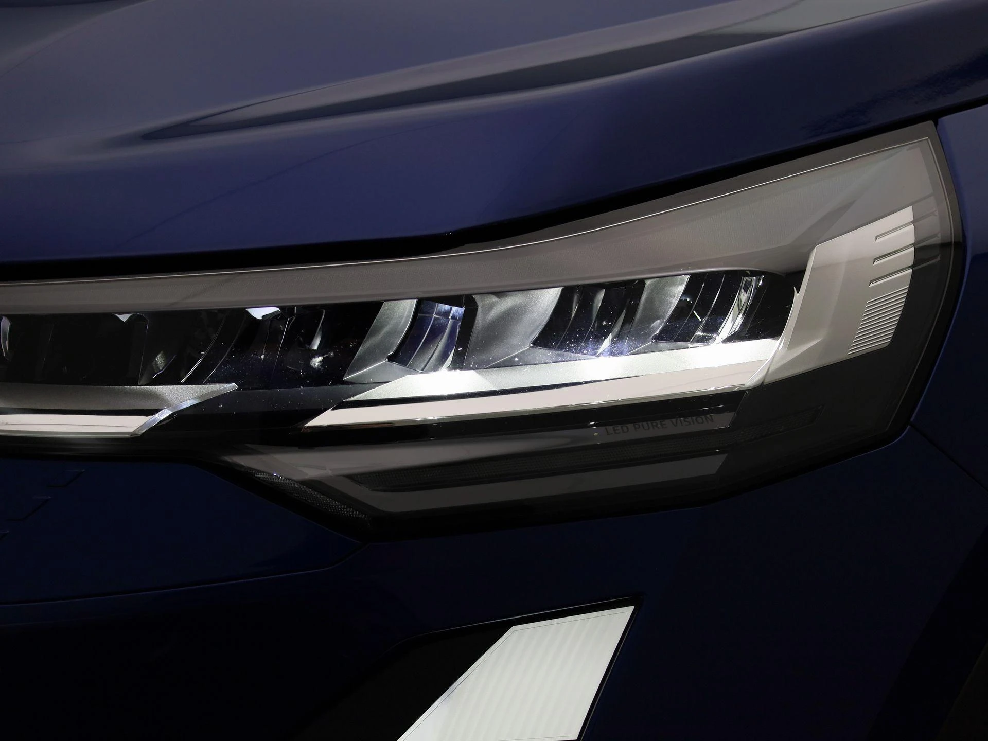 Renault-Captur-image-12