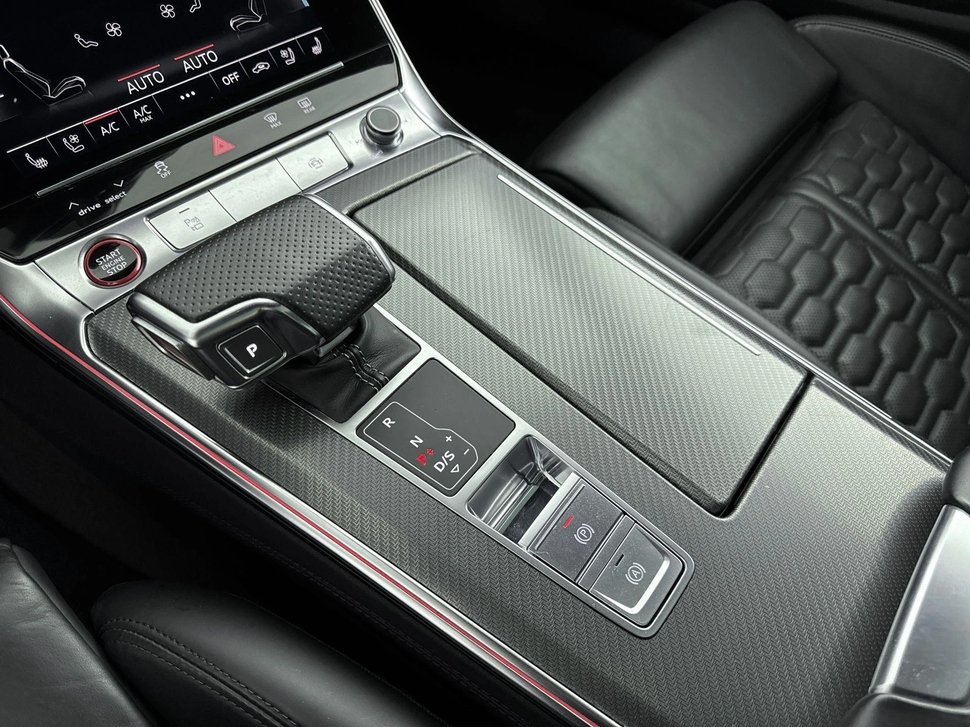 Audi-RS6-image-13