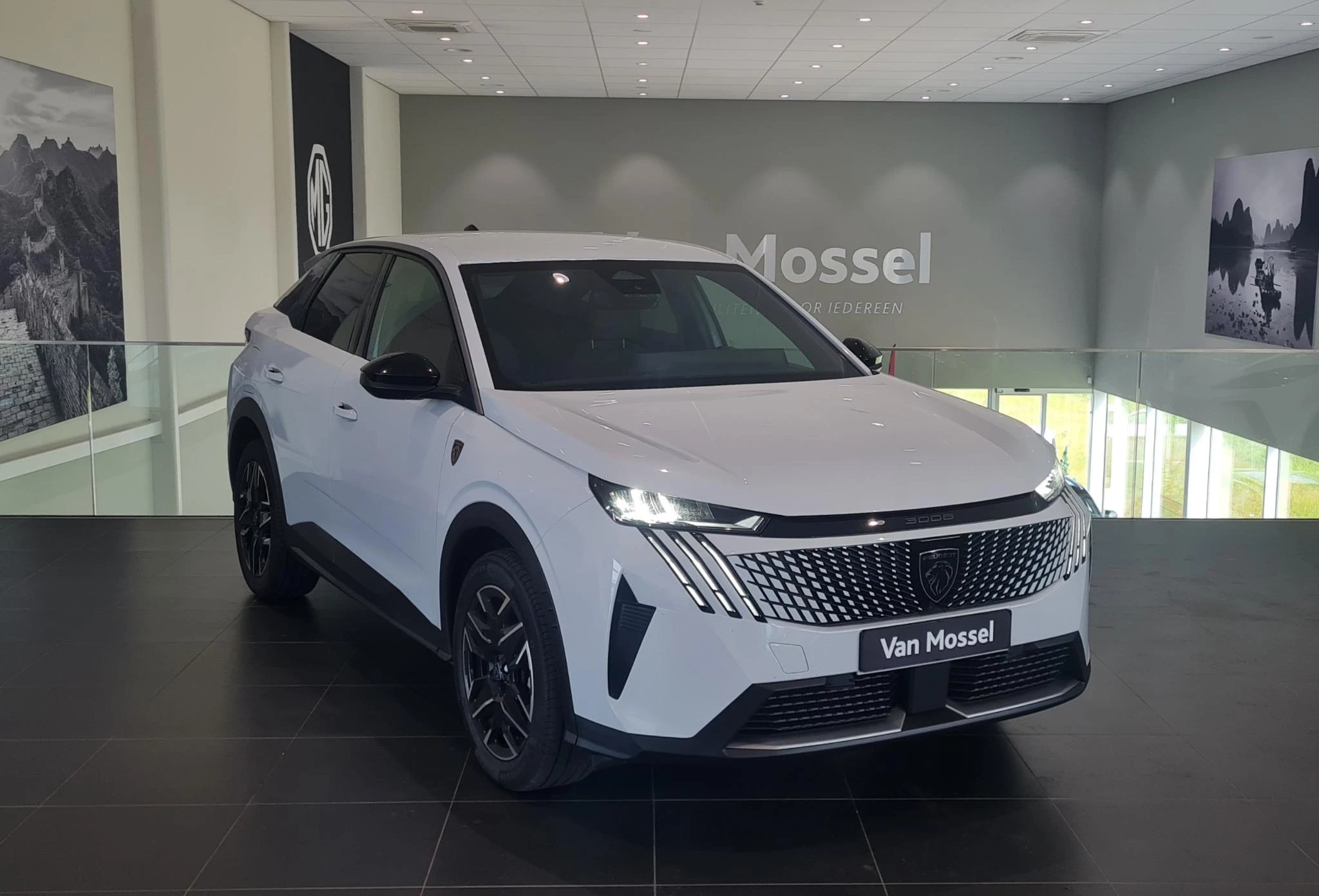Peugeot 3008 1.2 Hybrid 136 Allure
