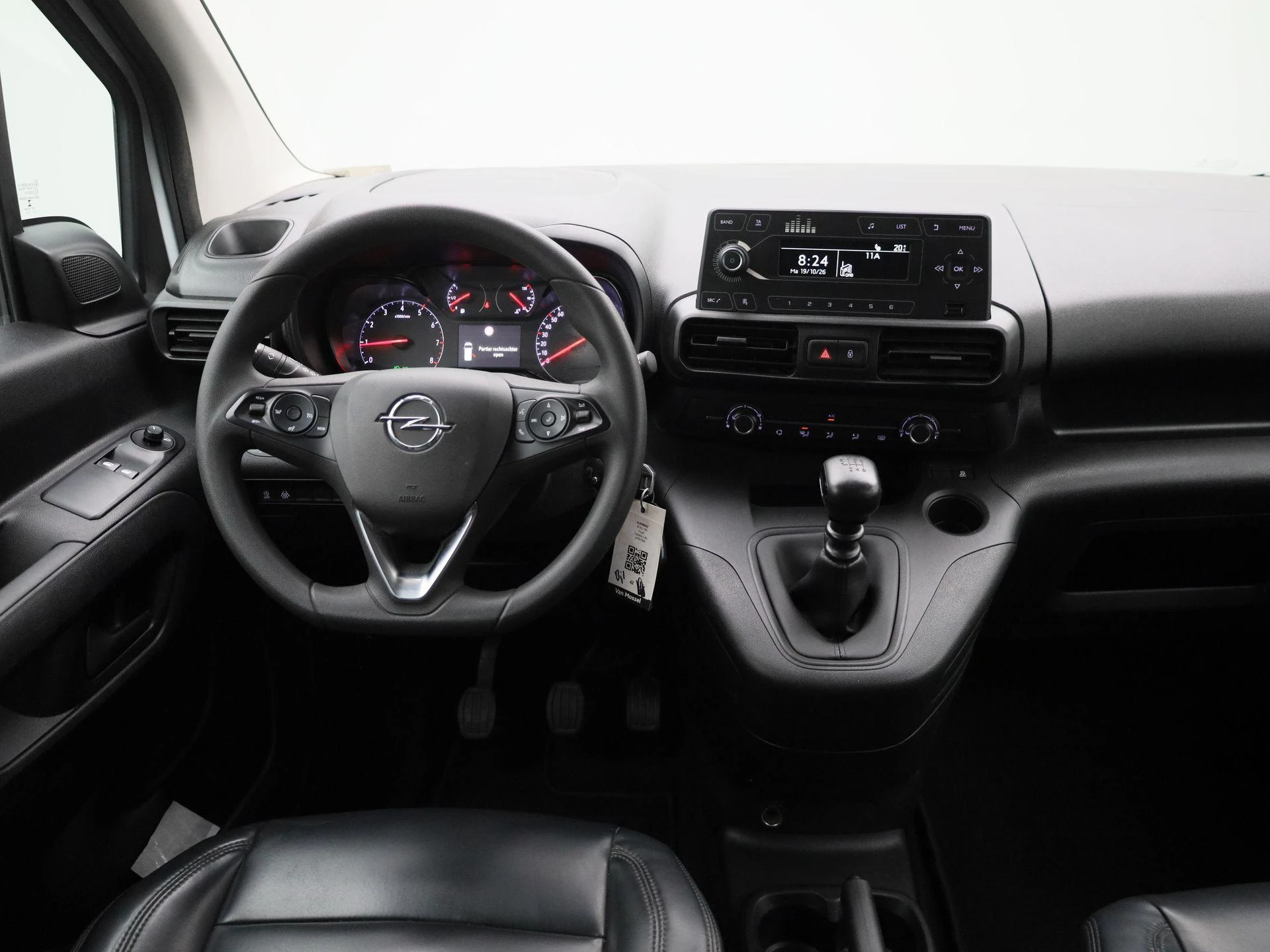 Opel-Combo Life-image-7