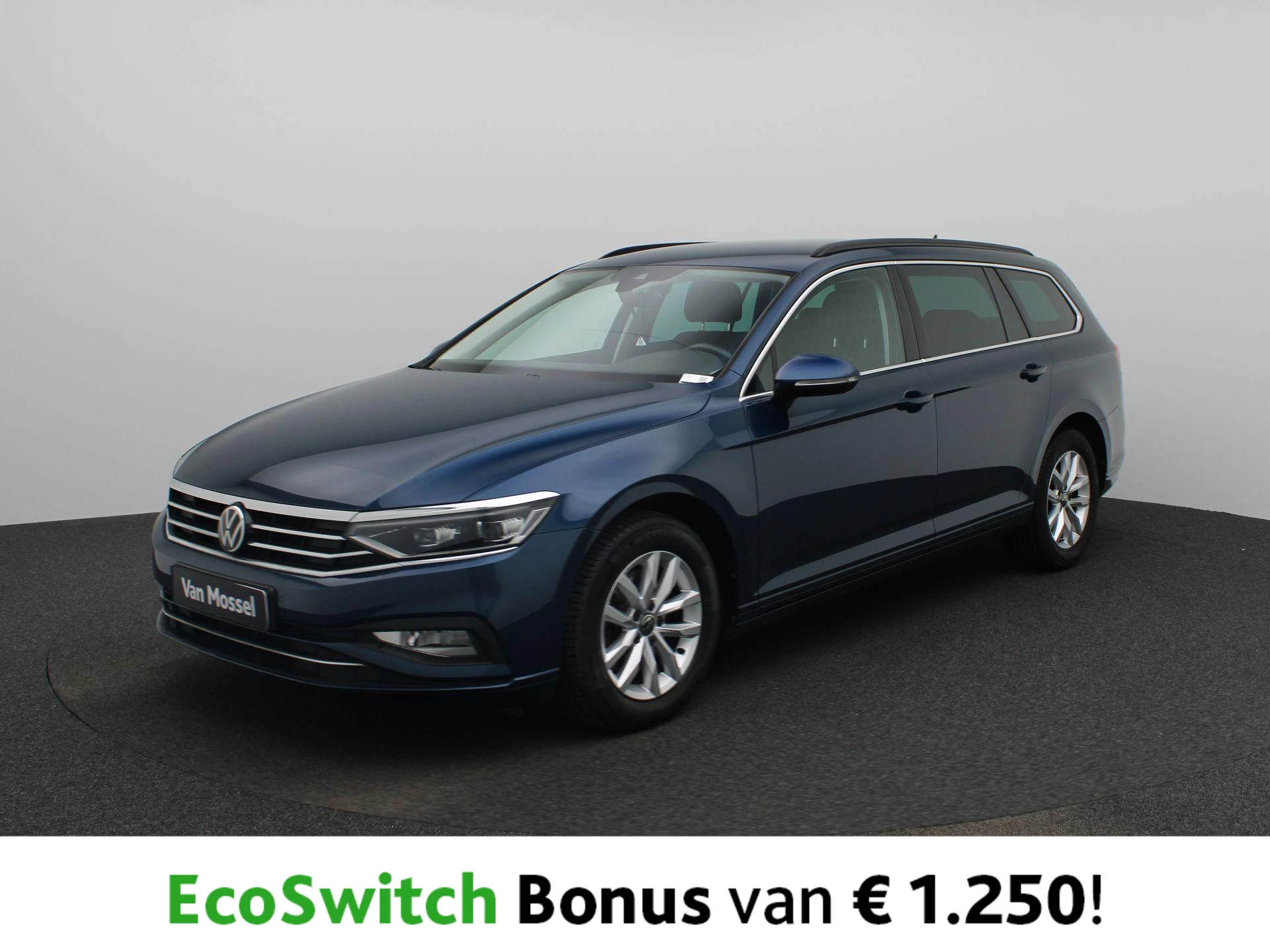 Volkswagen-Passat-image-0