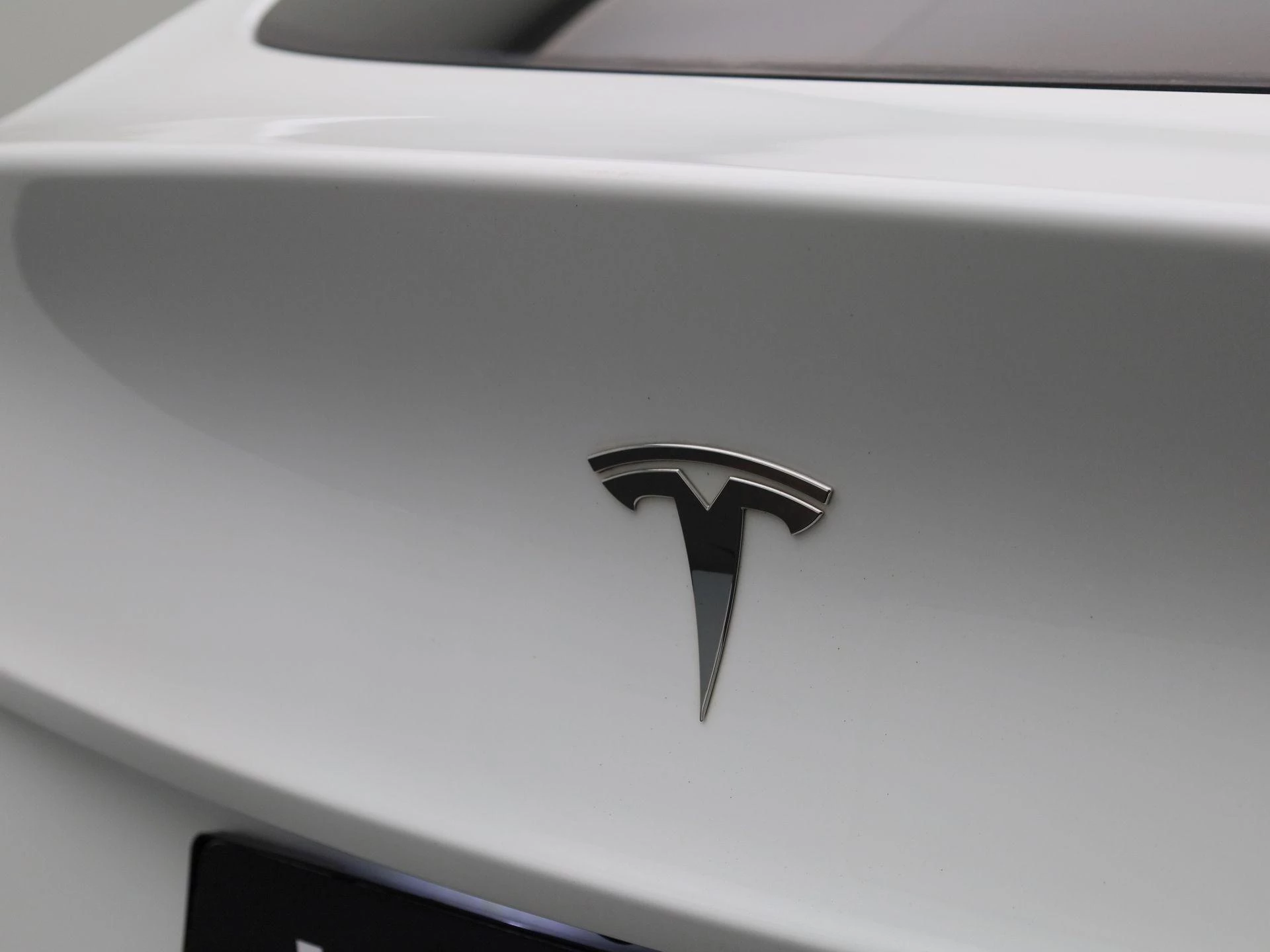 Tesla-Model Y-image-38