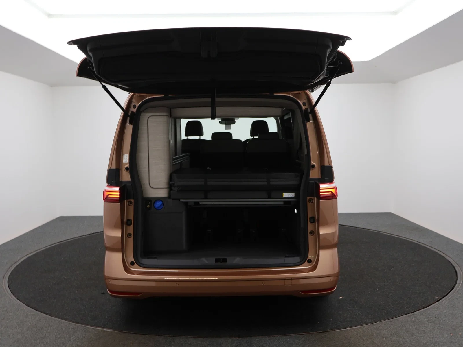 Volkswagen Multivan T7 Multivan California Ocean T7 2.0TDi *AUTOMAAT*TREKHAAK*CAMERA*ACC*VIRTUAL COCKPIT*NAVI*PDC*...*