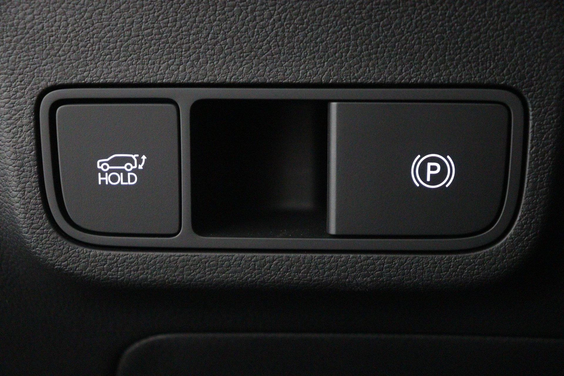 Hyundai Kona 1.6 GDI HEV Premium Sky