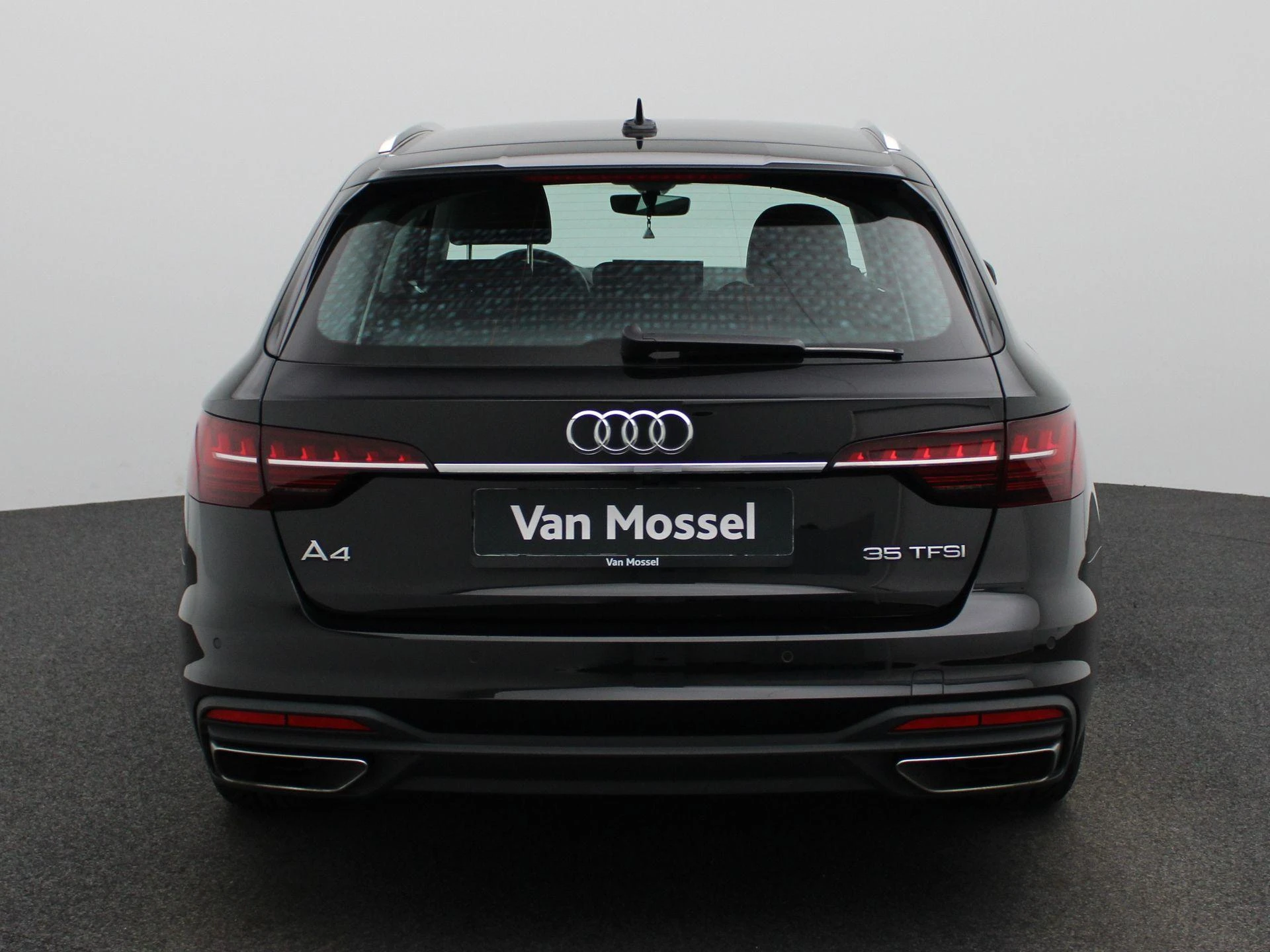 Audi-A4-image-4