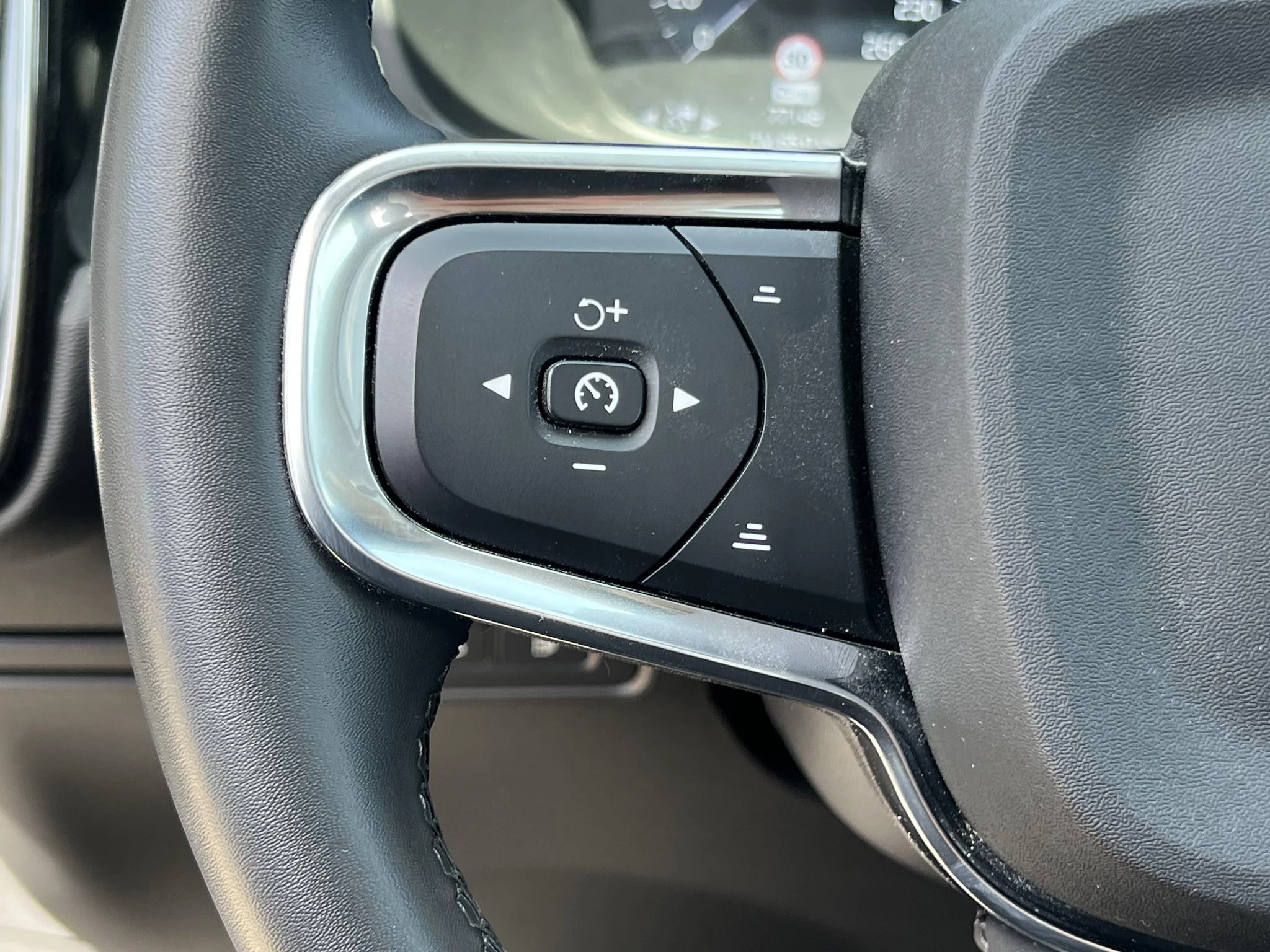 Volvo-XC40-image-26