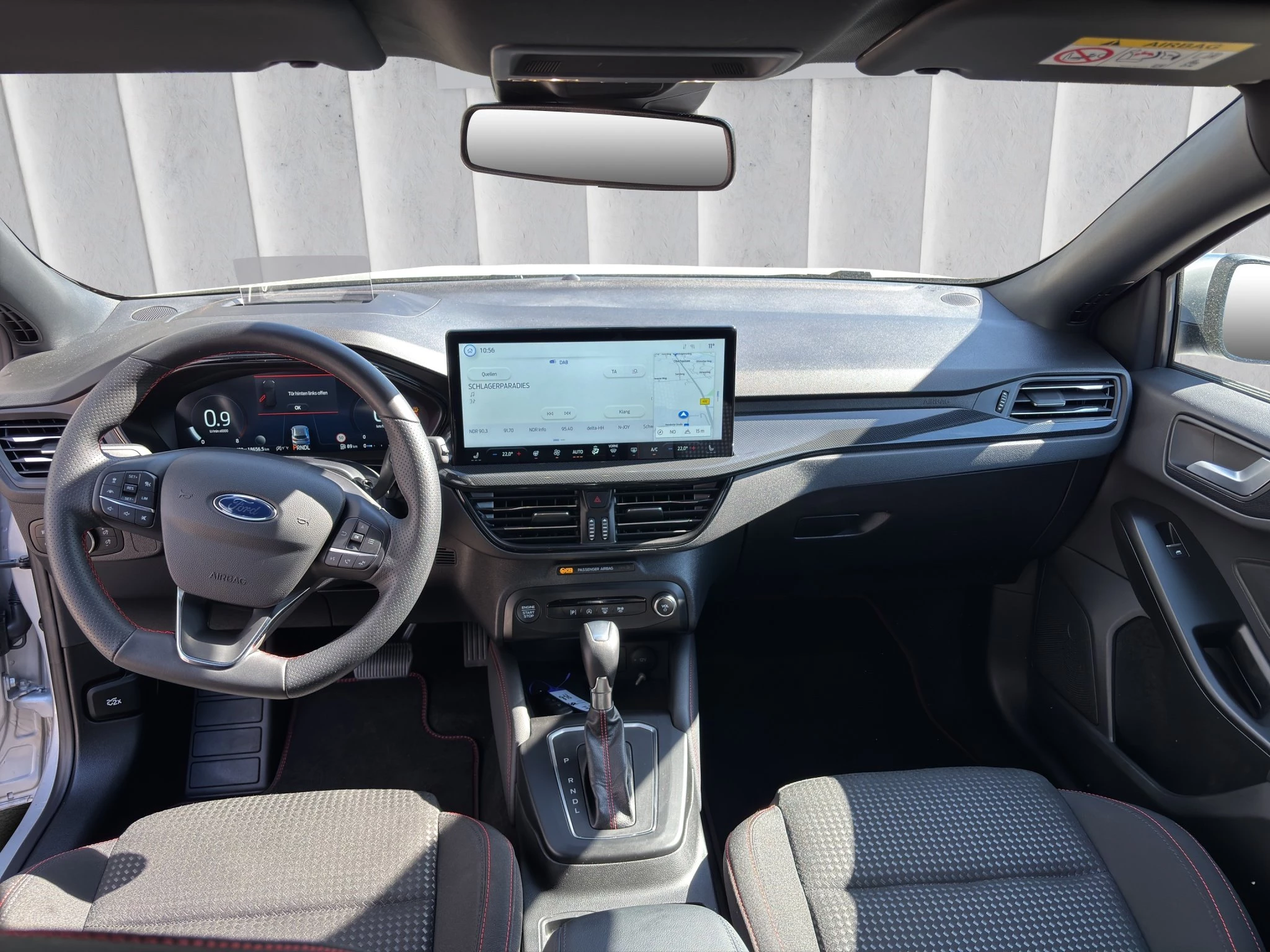 Ford Focus ST-Line X Turnier Aut.*AHK*ACC*HUD*KAM*NAVI*WINTER-PKT.