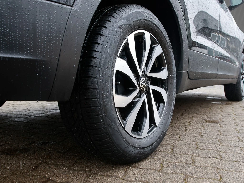 Volkswagen-T-Cross-image-4