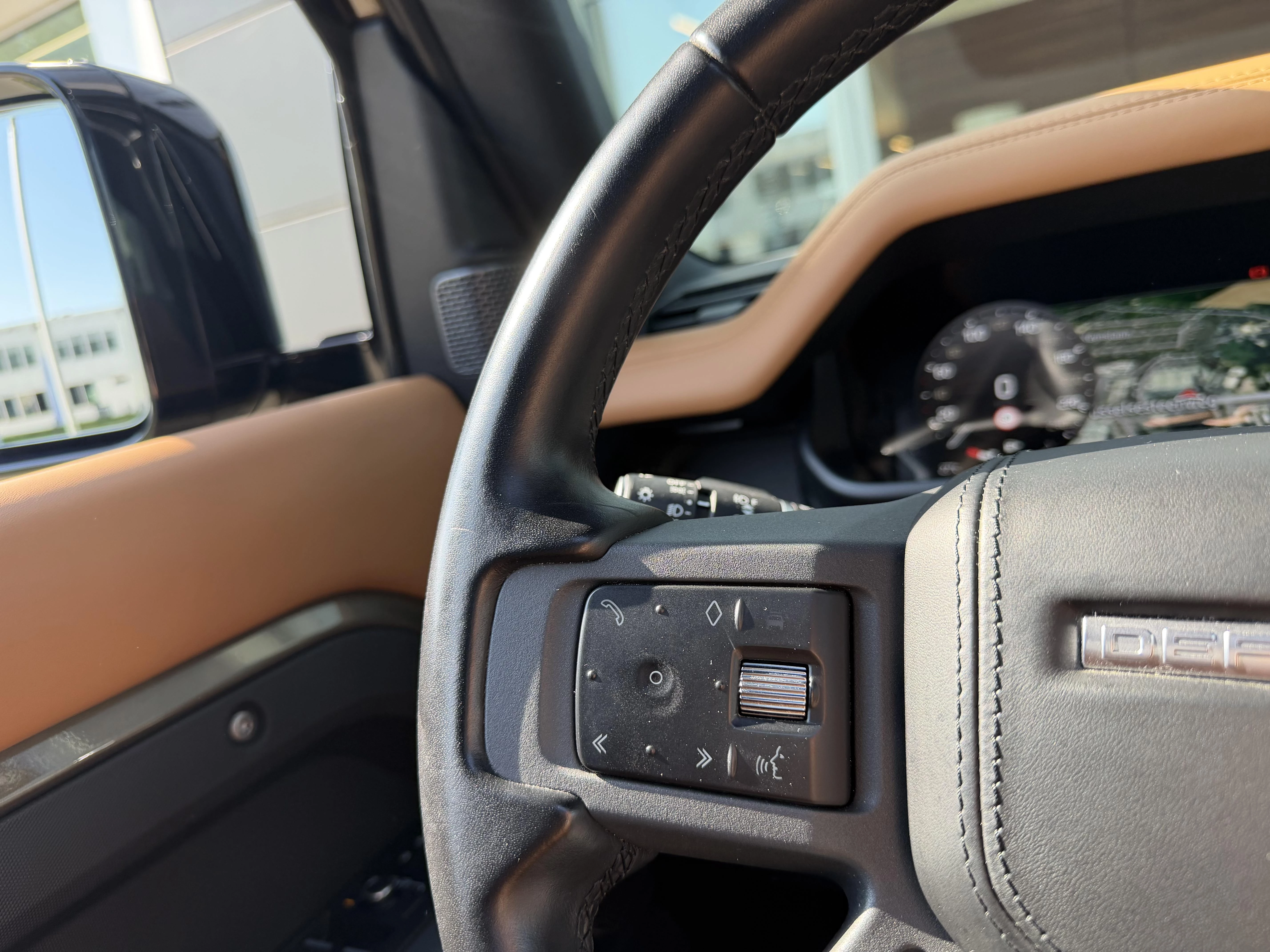 Land Rover Defender 110 P400e X AWD Auto