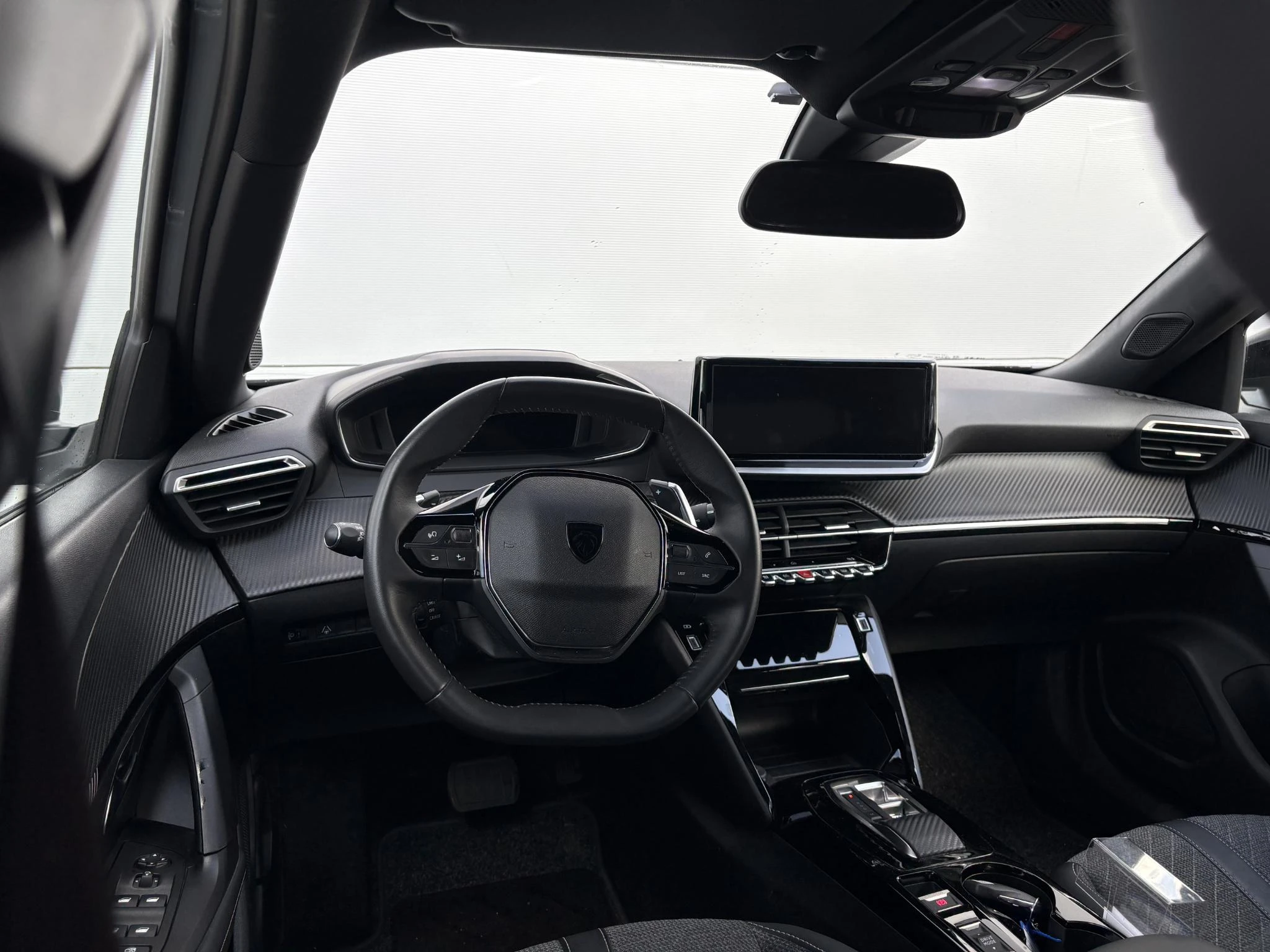 Peugeot-2008-image-9