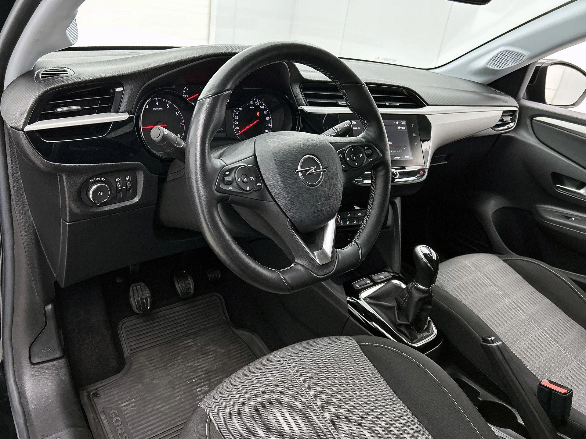 Opel-Corsa-image-20