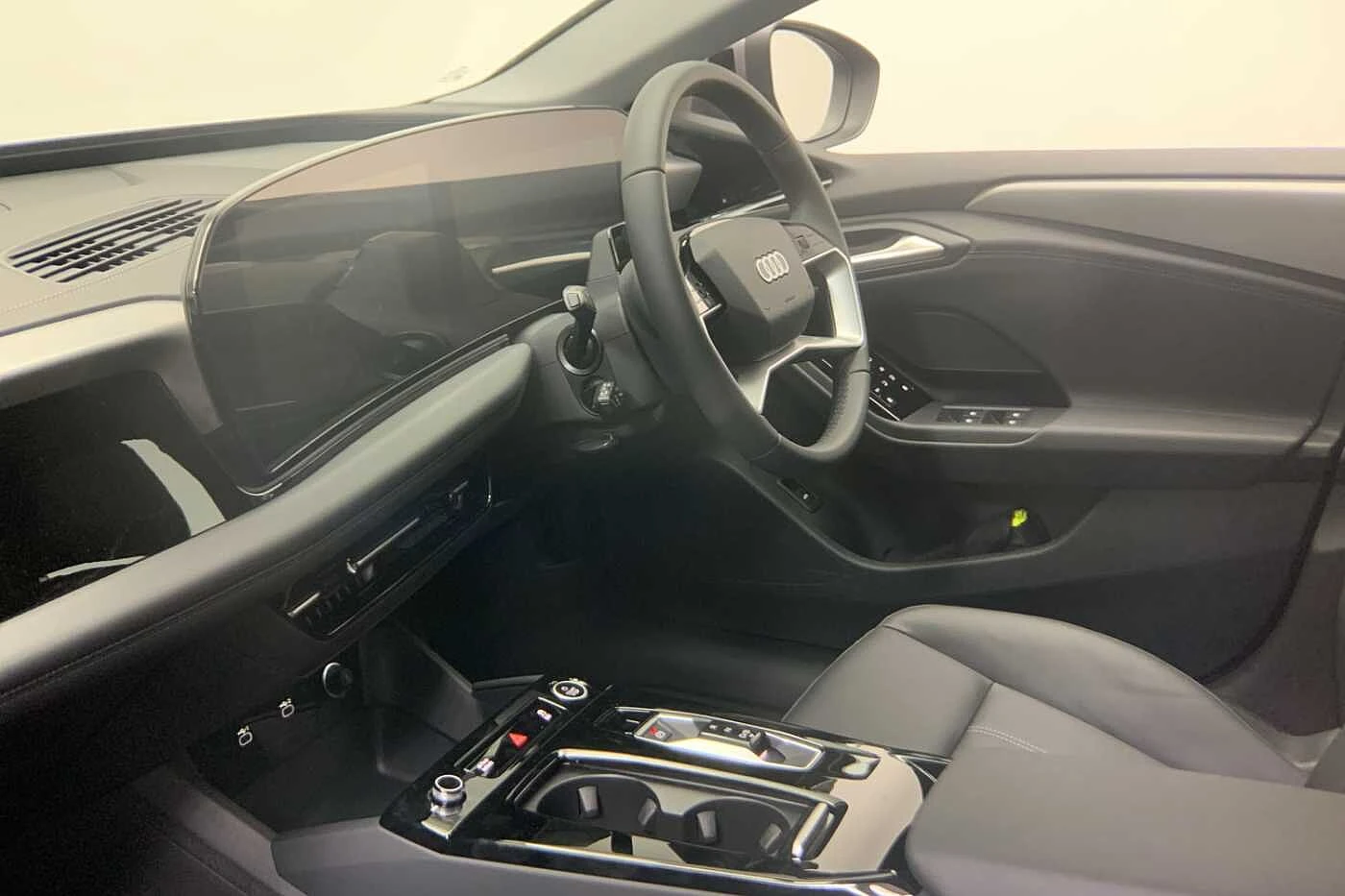 Audi-A6 Avant e-tron-image-1