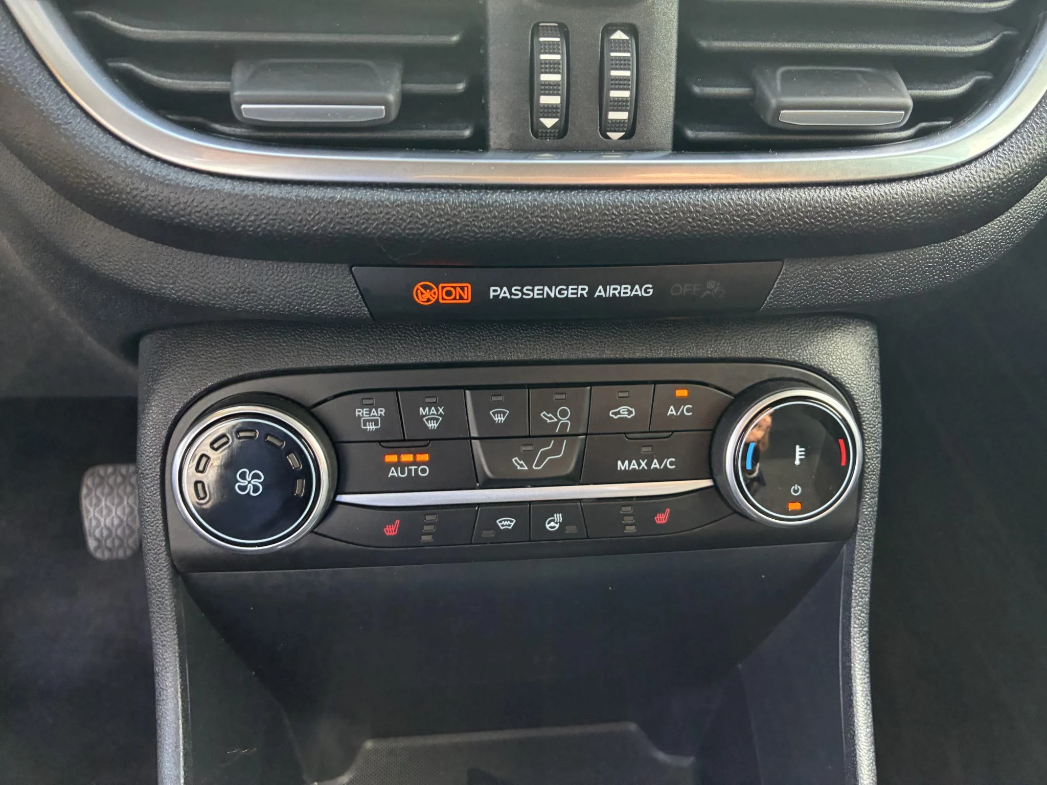 Ford Fiesta 1.0 EcoBoost Hybrid Titanium