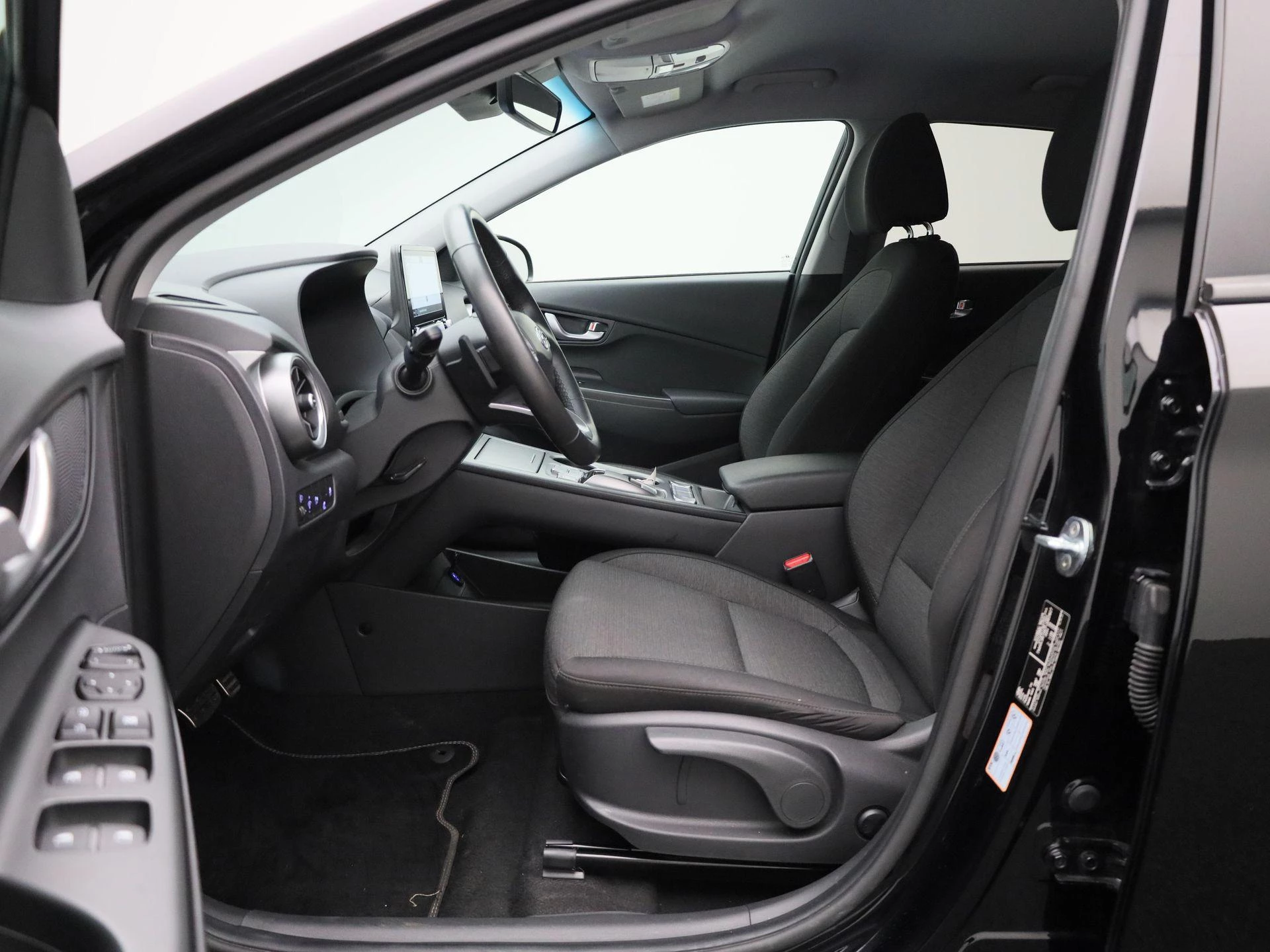 Hyundai-Kona-image-10