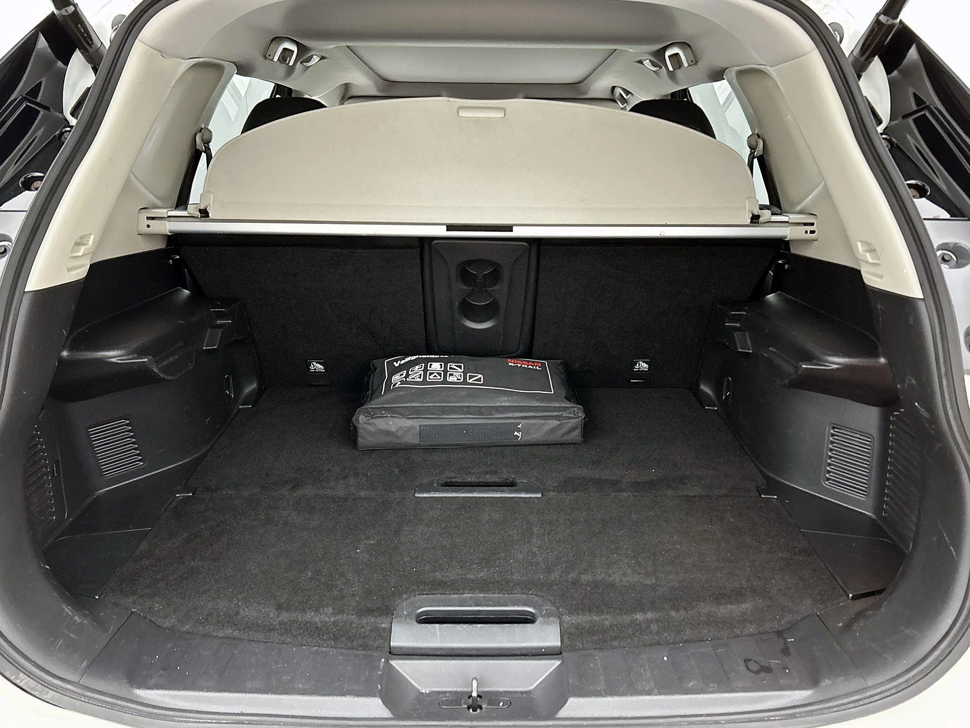 Nissan X-Trail 1.6 DIG-T Tekna