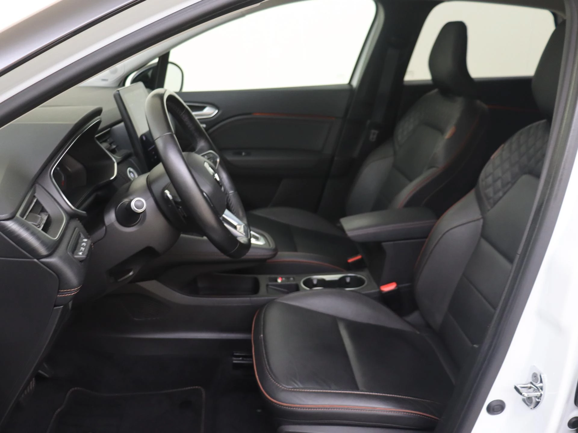 Renault-Captur-image-16