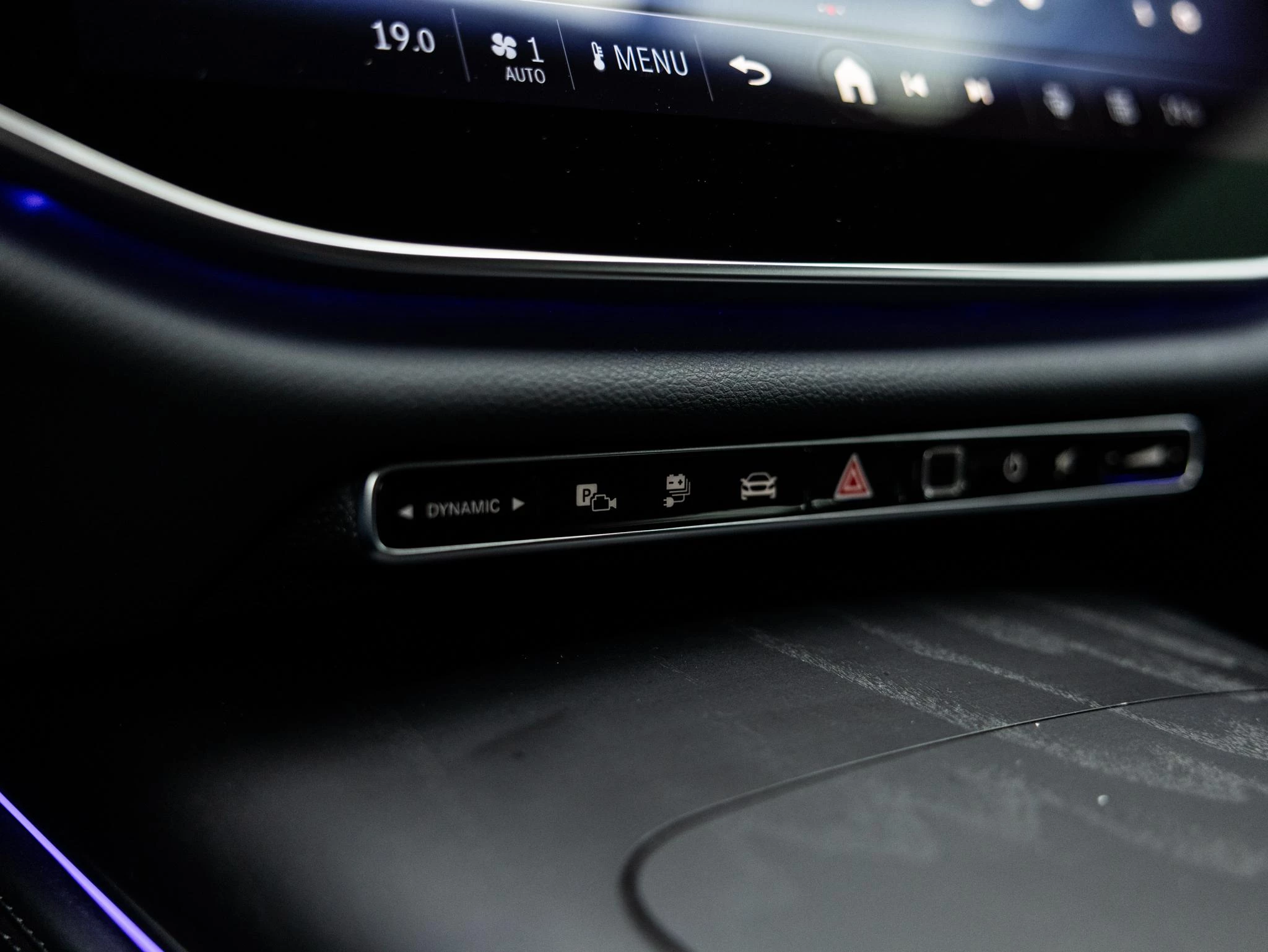 Mercedes-Benz-E-Klasse-image-49