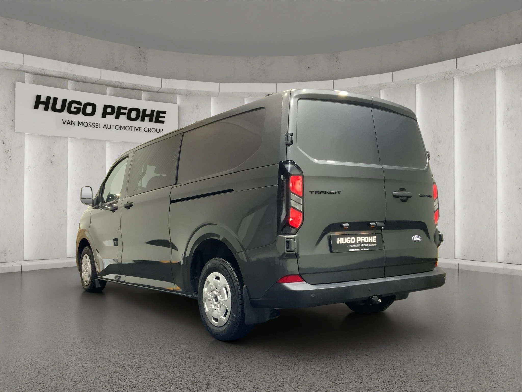 Ford-Transit Custom-image-2