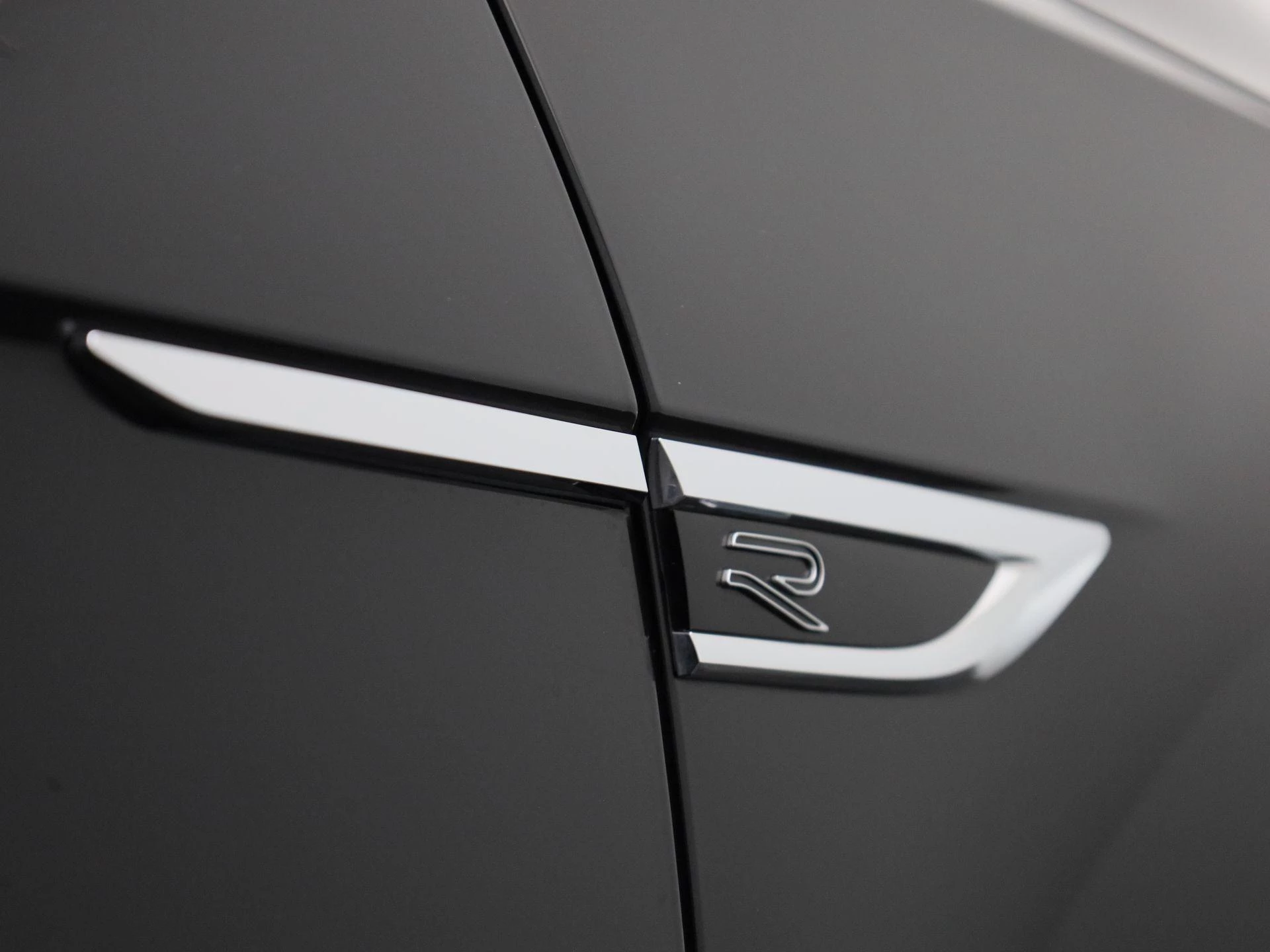 Volkswagen-T-Roc-image-35