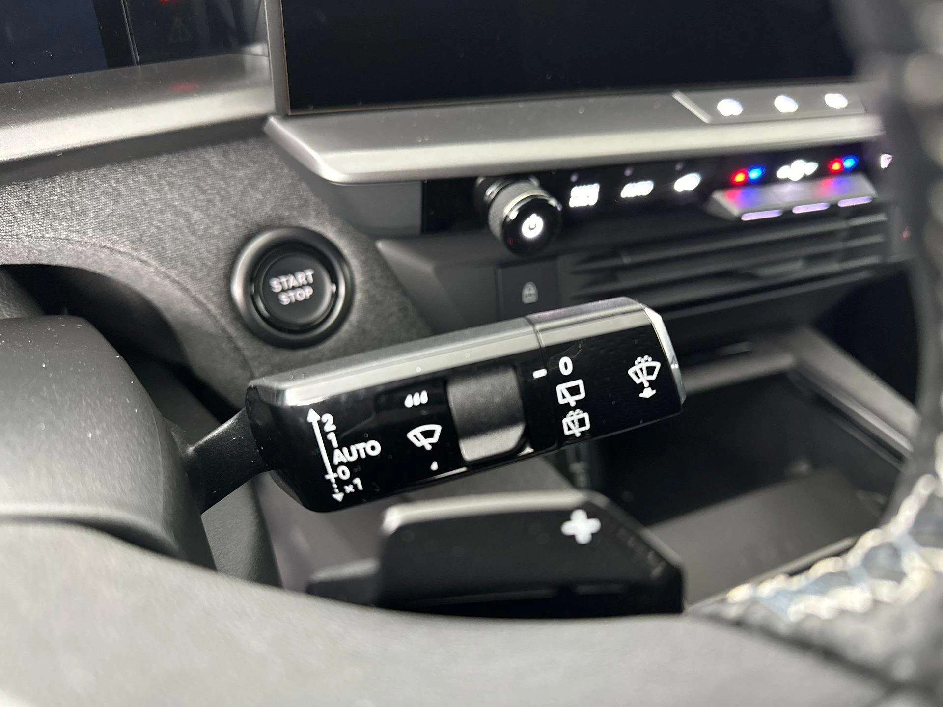 Opel-Grandland-image-8