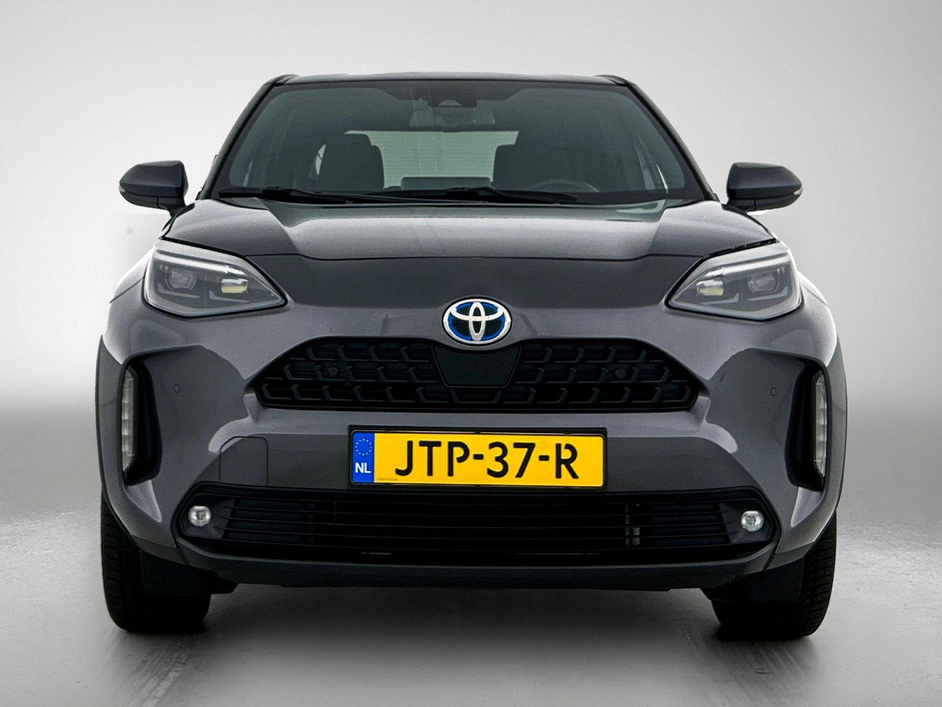 Toyota-Yaris Cross-image-4