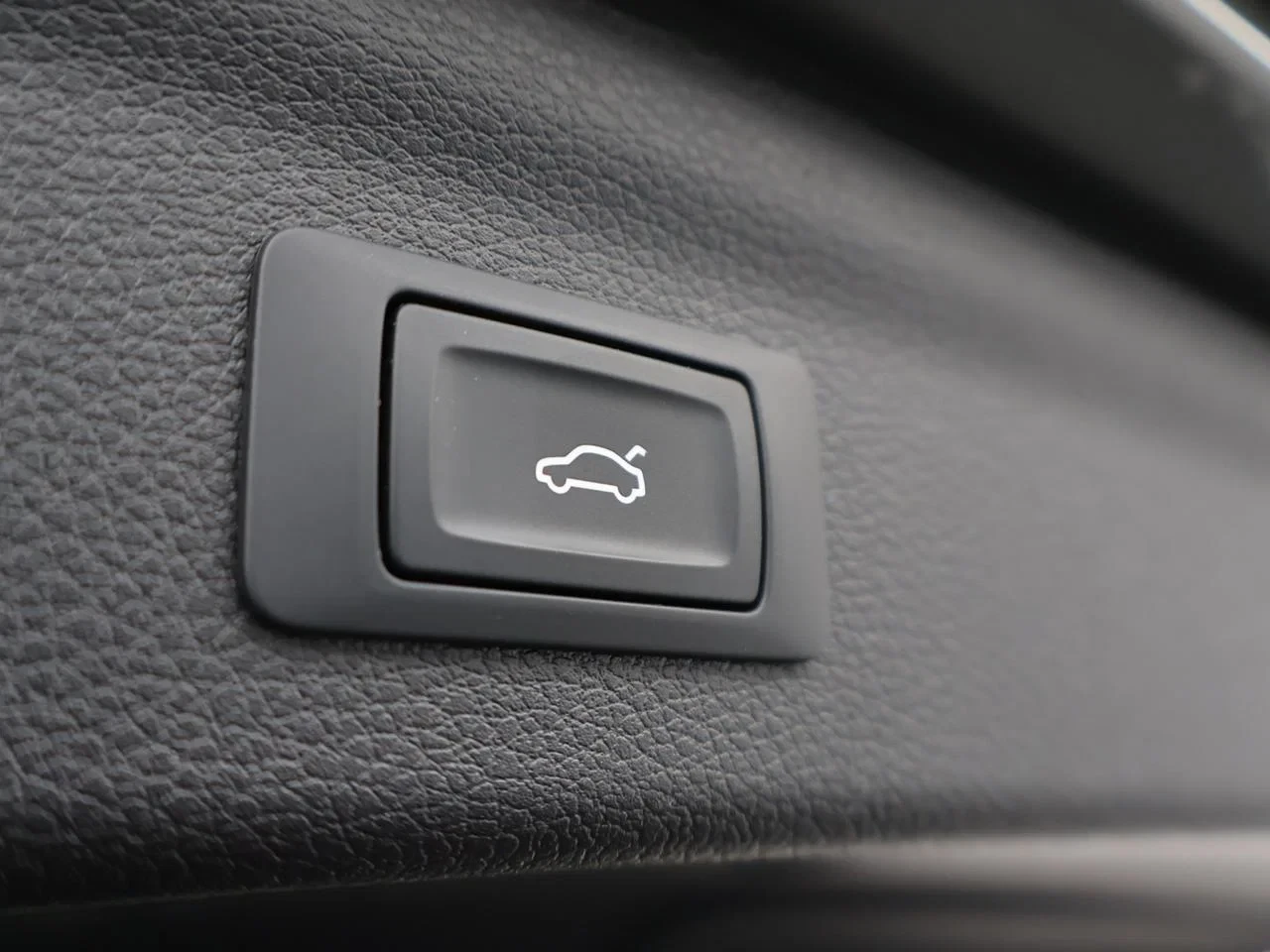 Audi-Q3-image-8