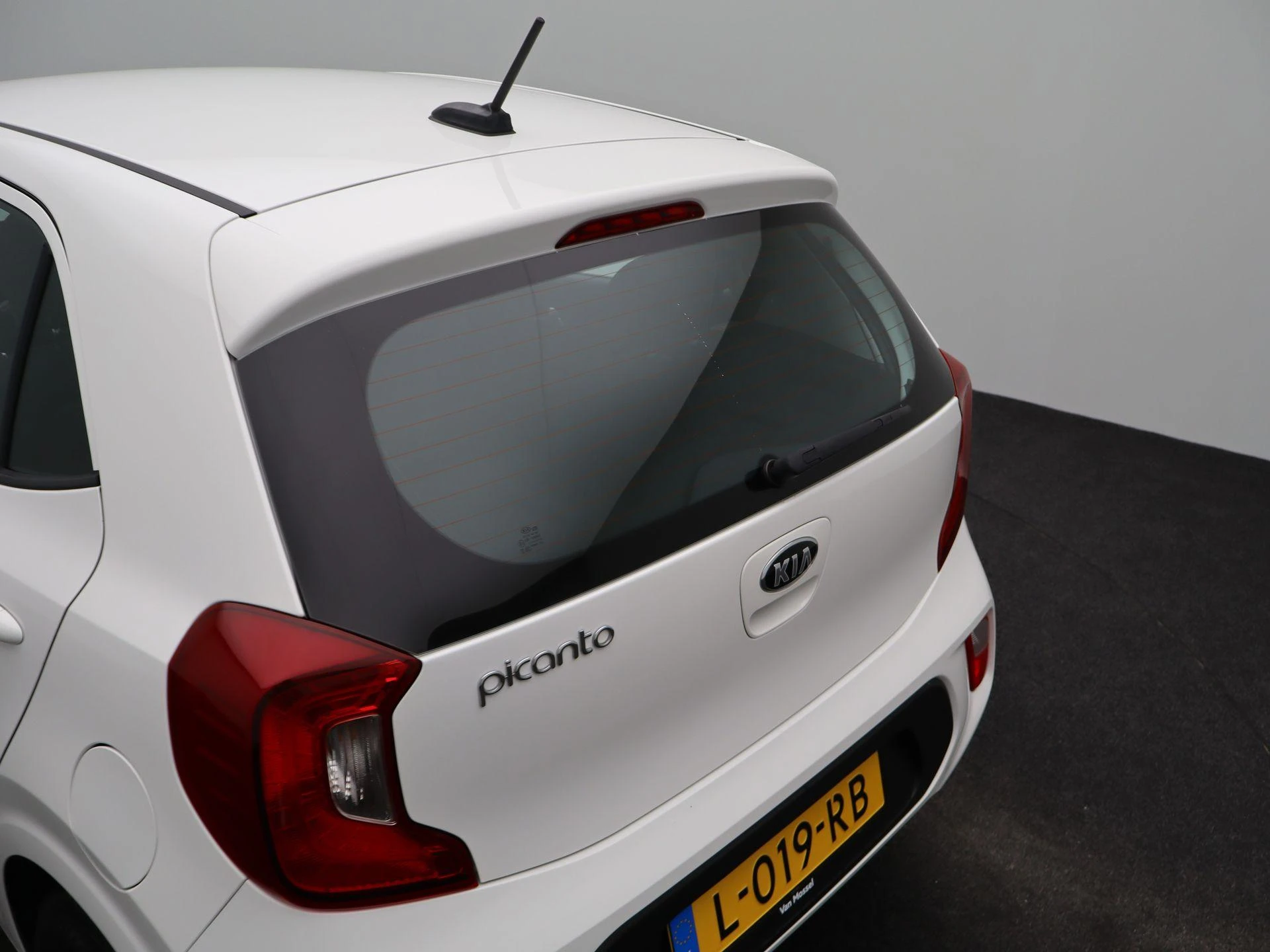 Kia-Picanto-image-32