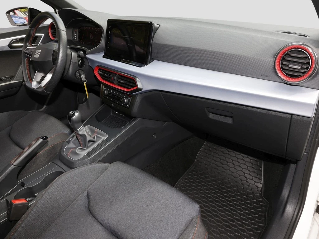 SEAT-Ibiza-image-7