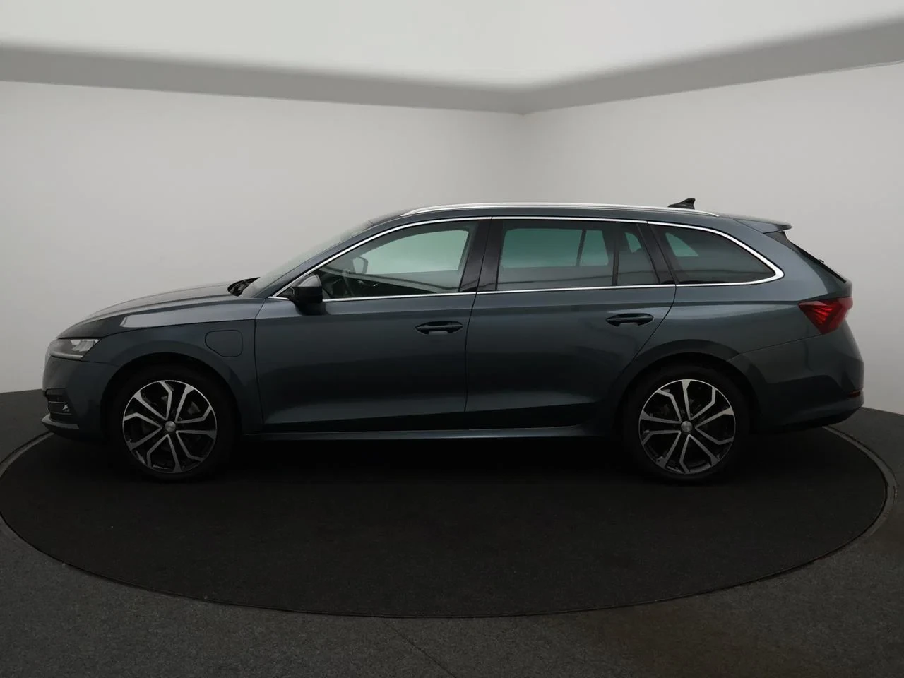 Škoda-Octavia-image-5