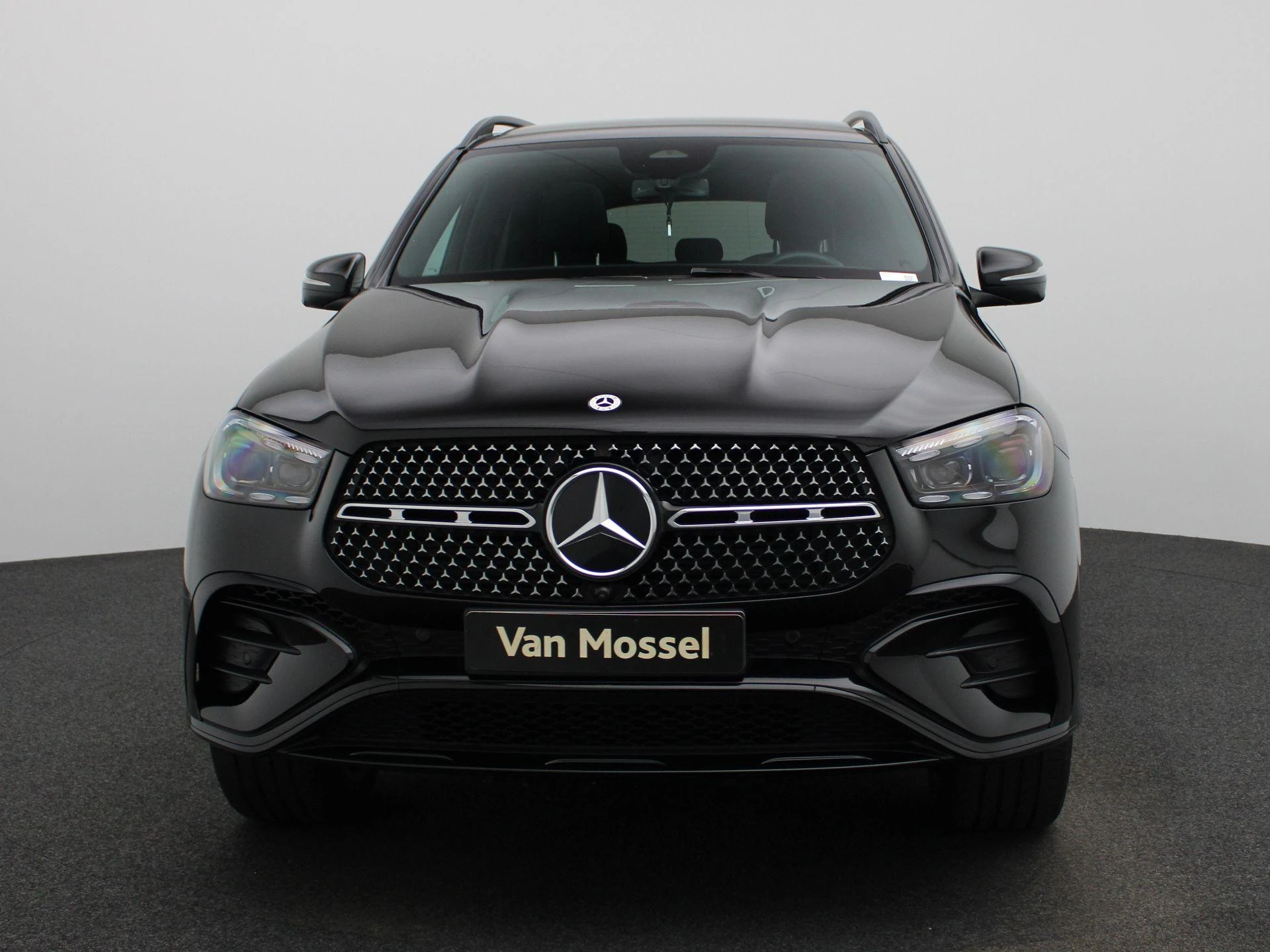 Mercedes-Benz-GLE-image-2