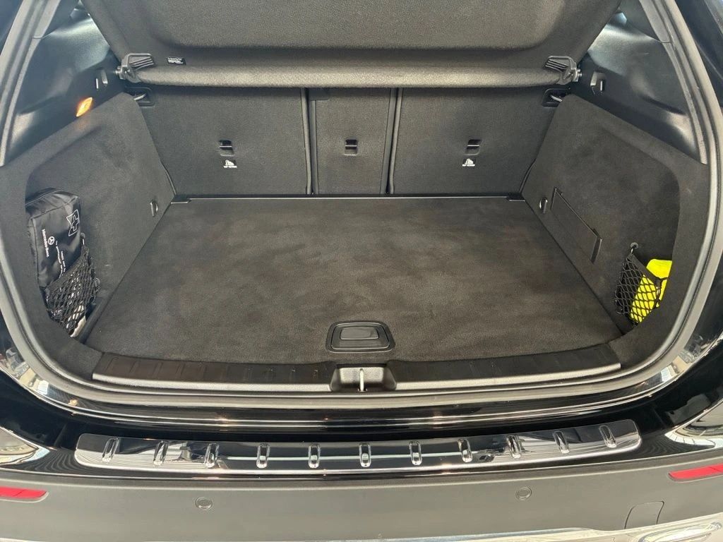 Mercedes-Benz-GLA 200 d-image-13