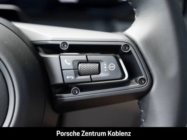 Porsche Cayenne Electric -