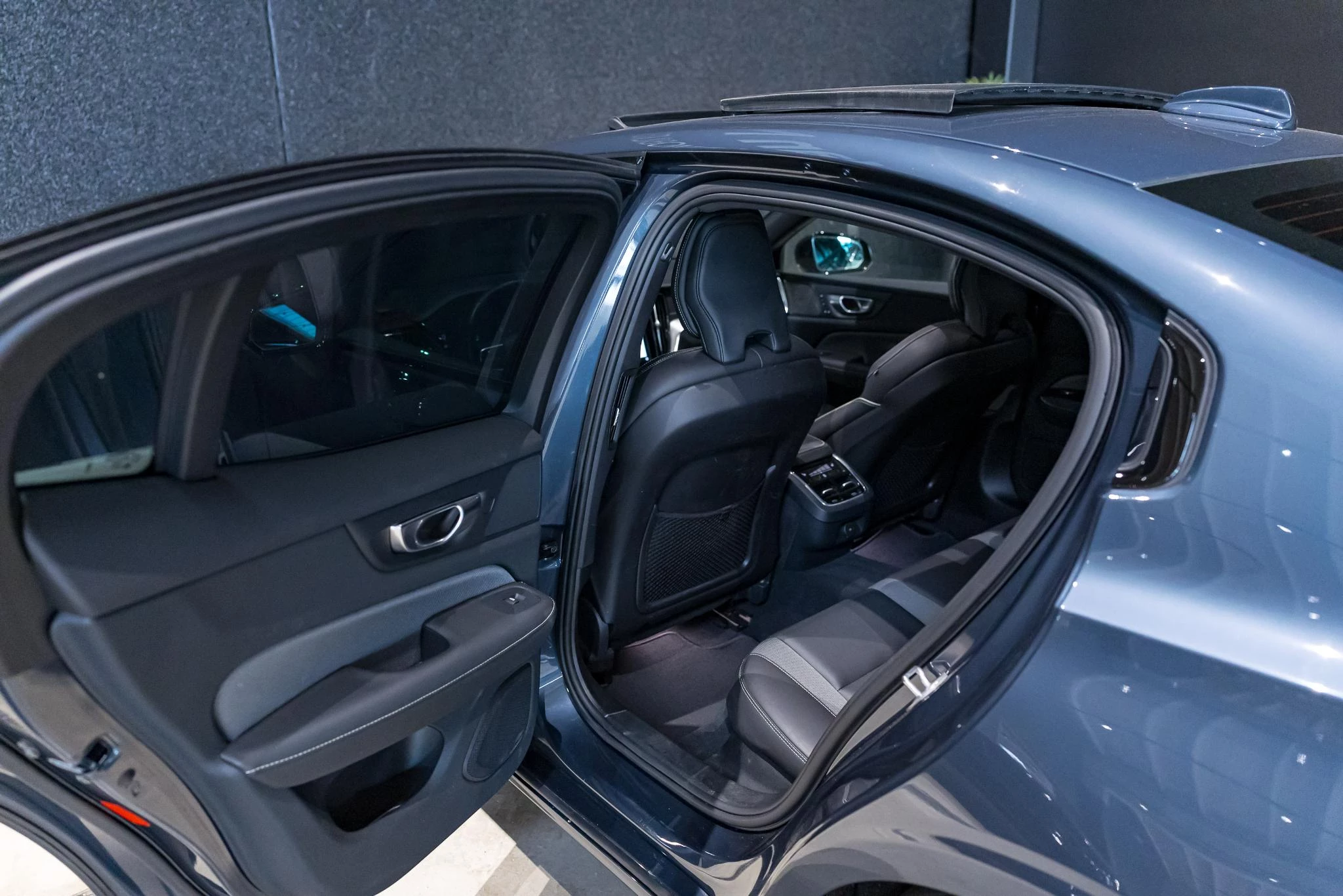Volvo-S60-image-25