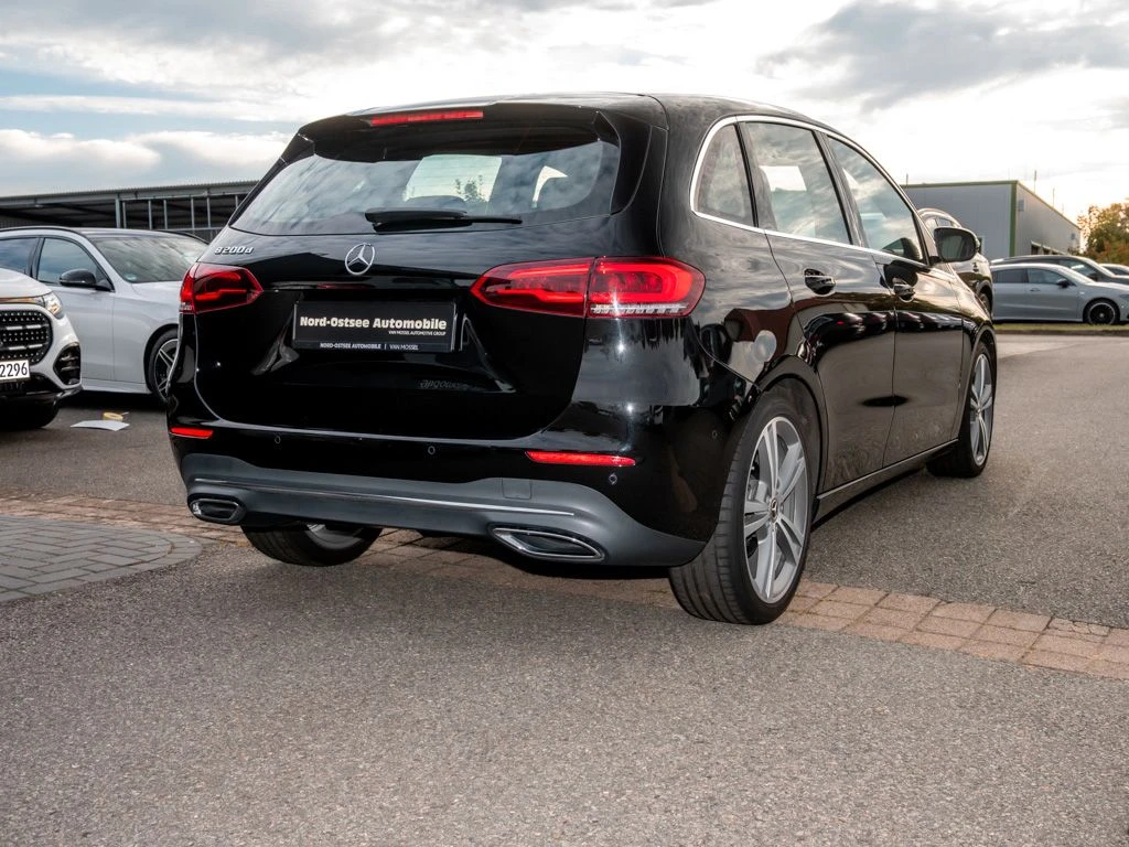 Mercedes-Benz-B-Klasse 200 d-image-4