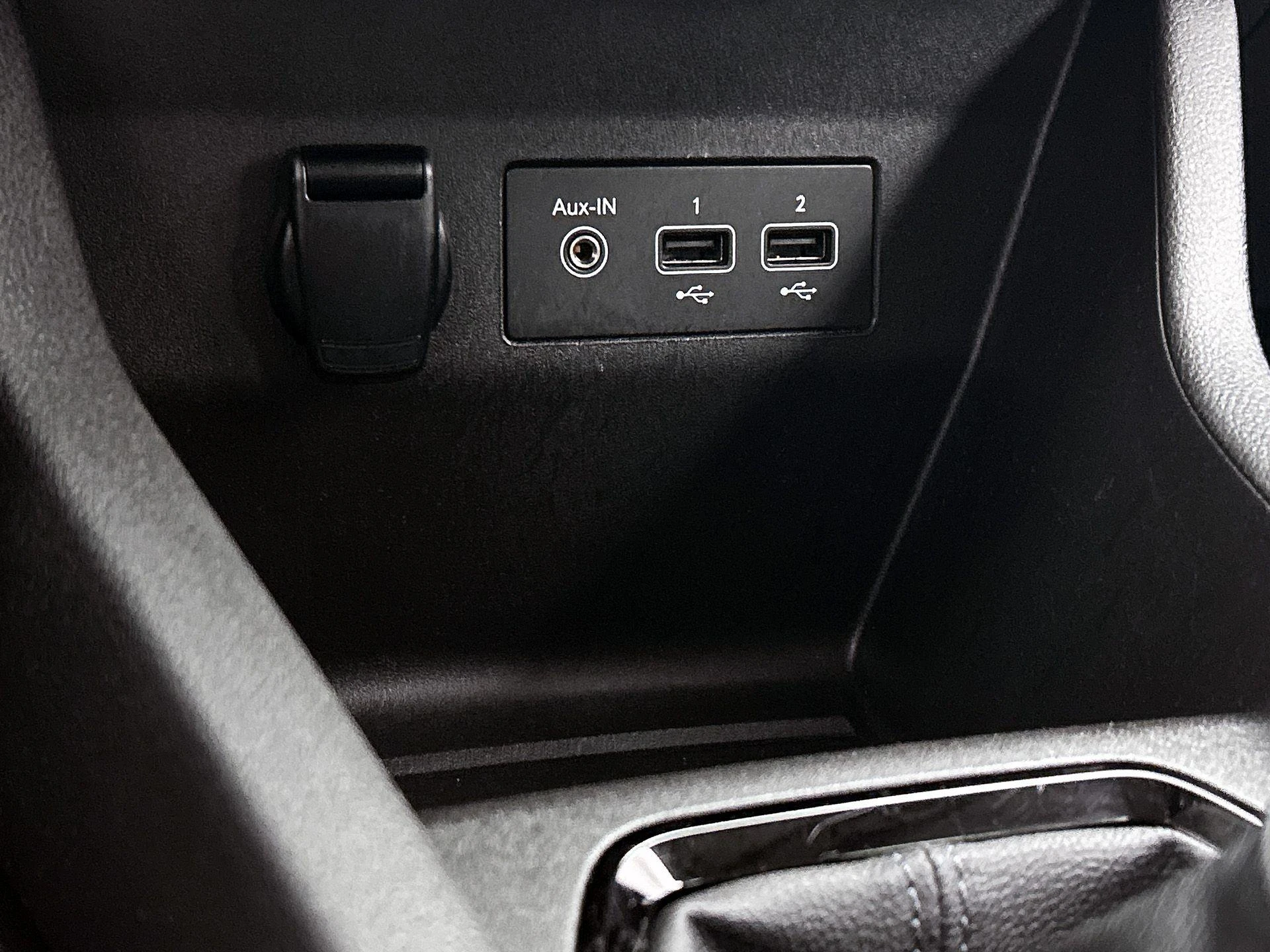 Renault-Clio-image-30