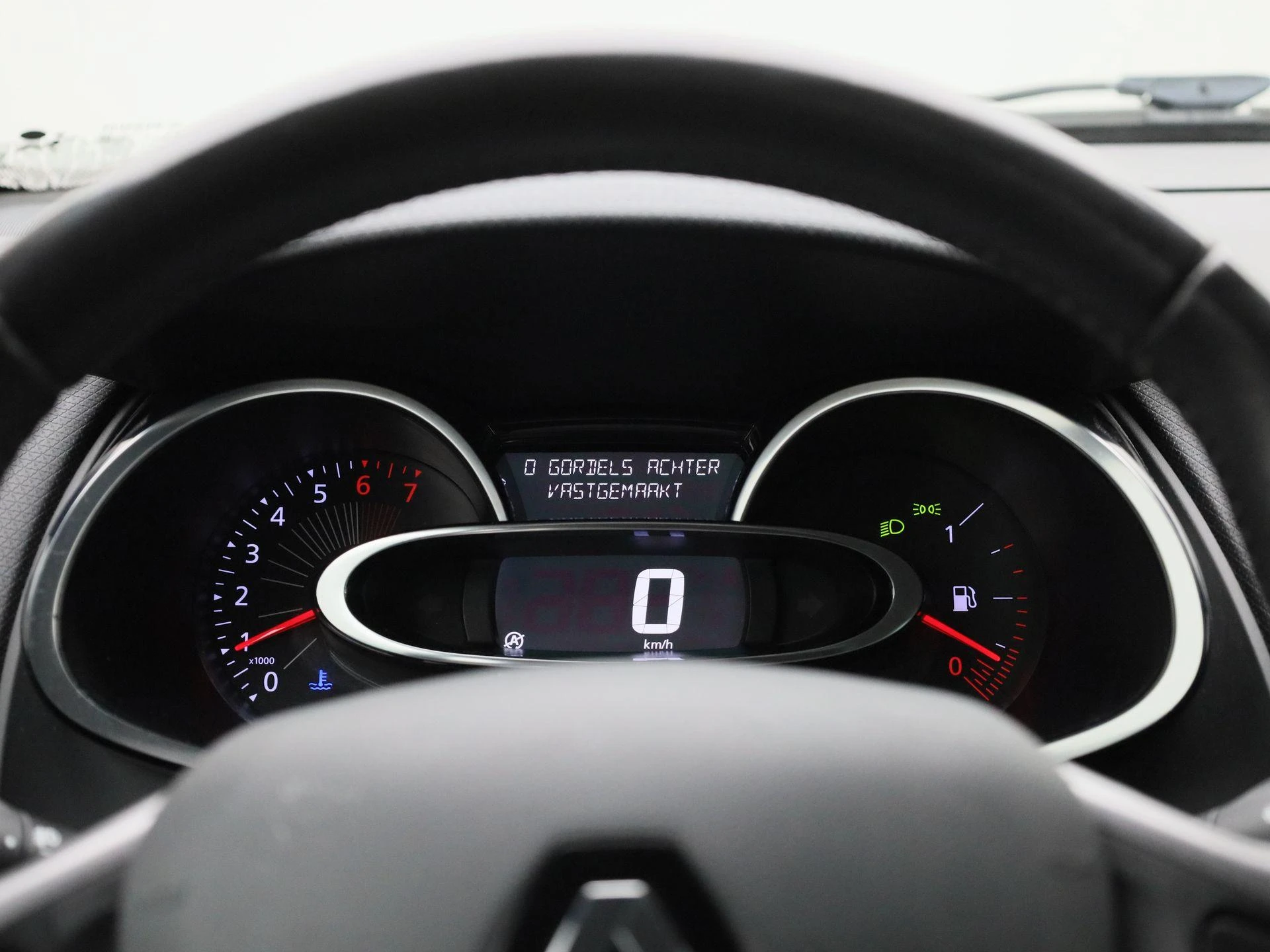 Renault-Clio-image-7
