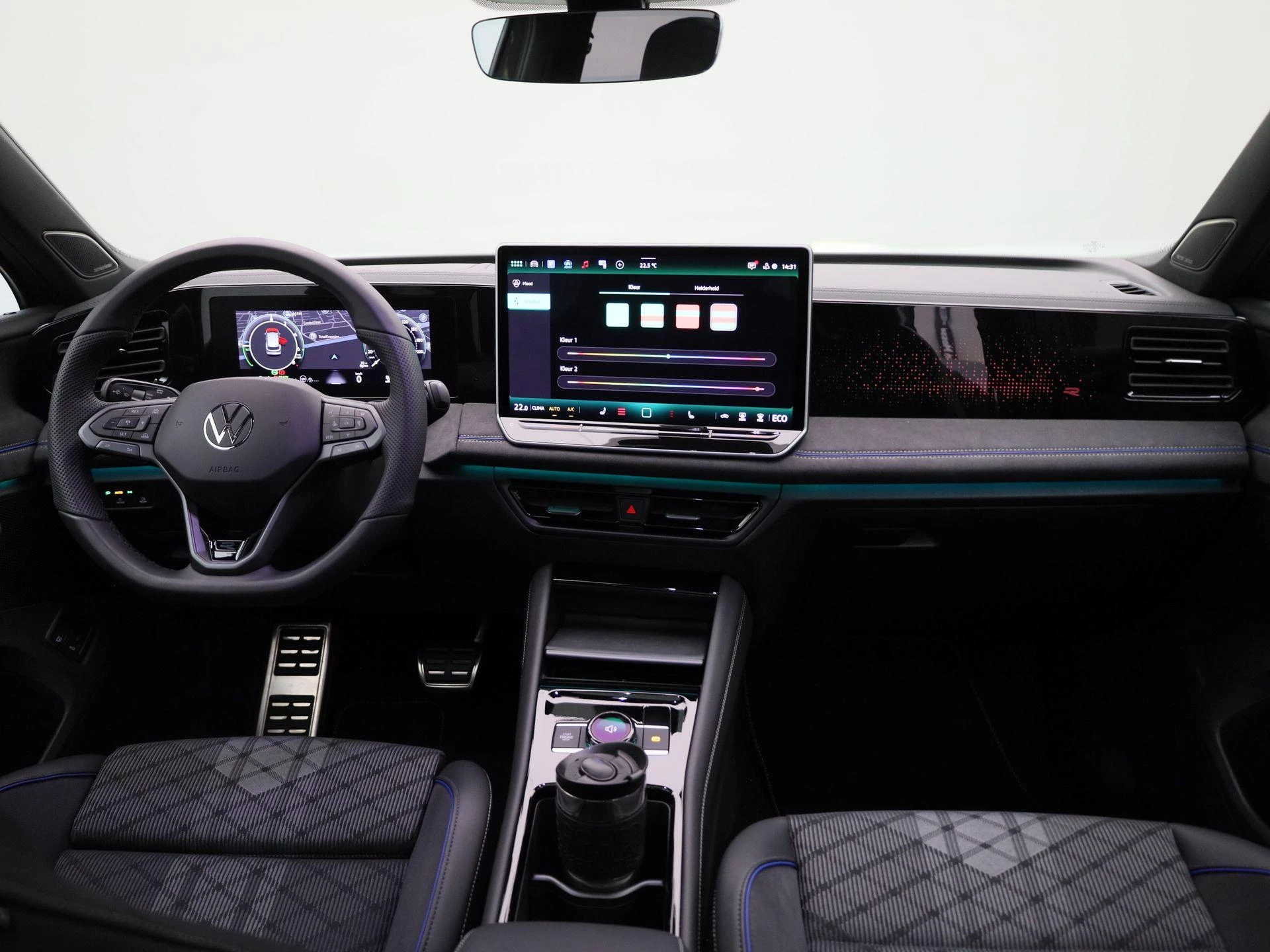 Volkswagen-Tiguan-image-47
