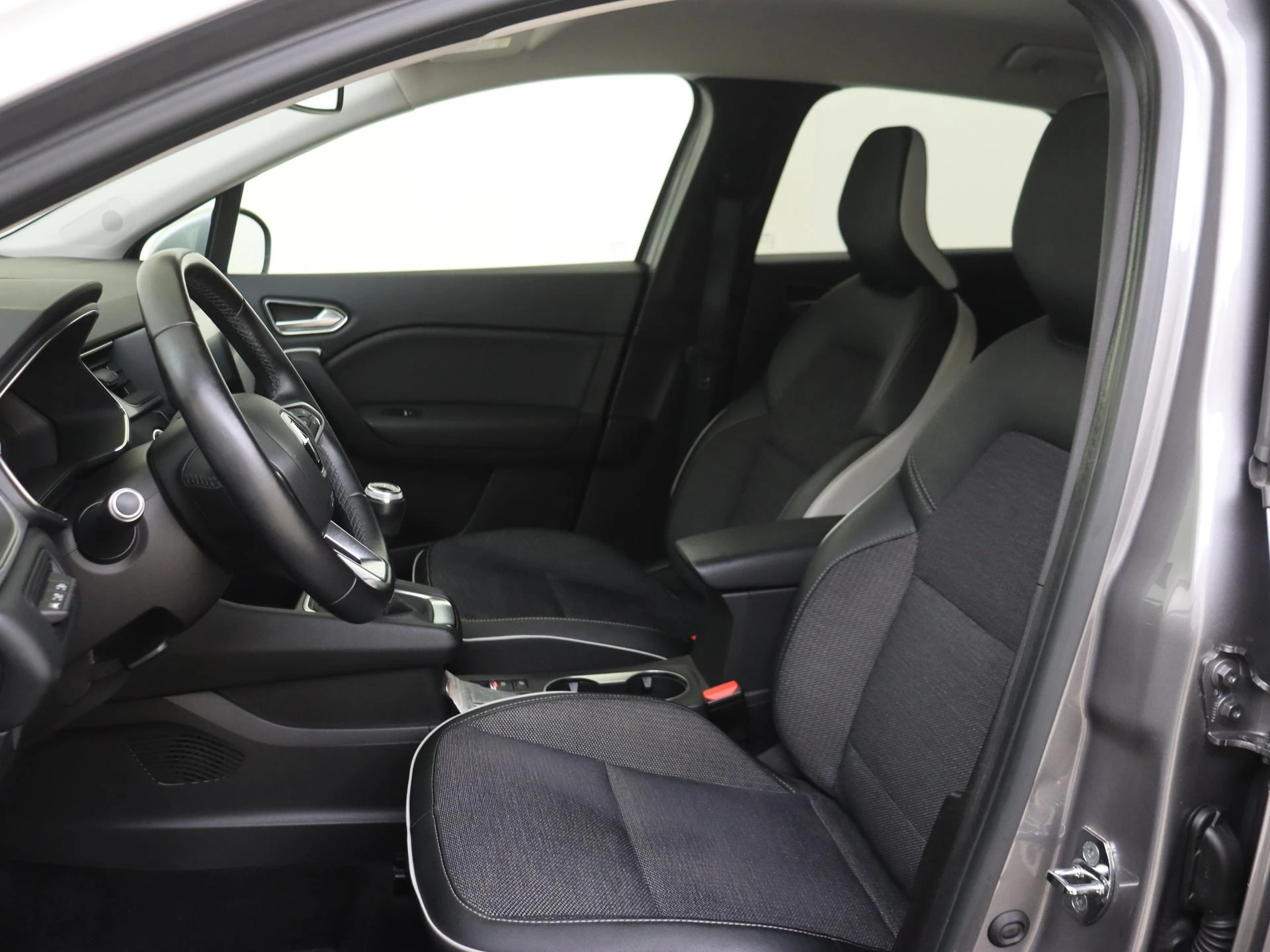 Renault-Captur-image-14