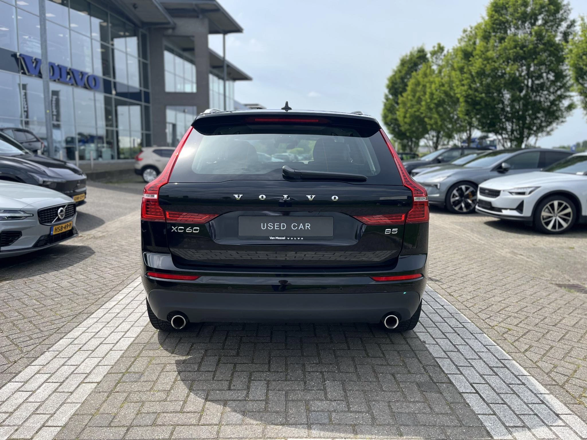 Volvo-XC60-image-12